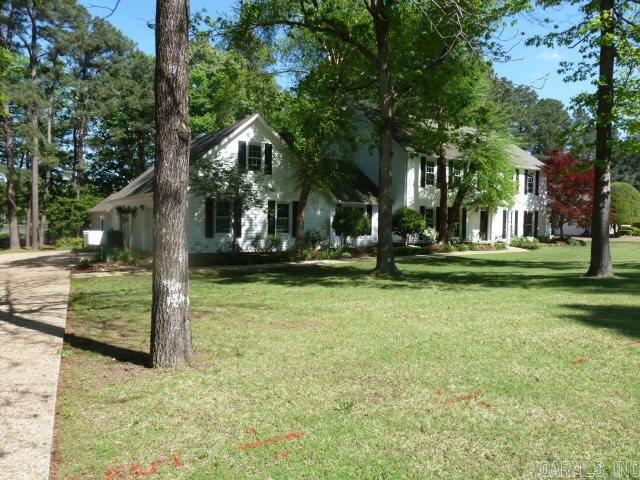 Club Manor - Residential