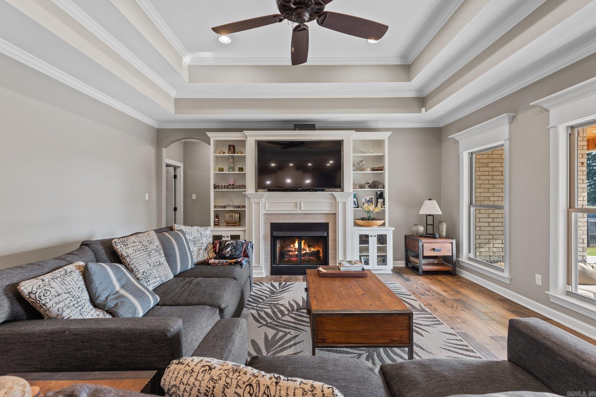 OAK TREE RIDGE SUB - Residential