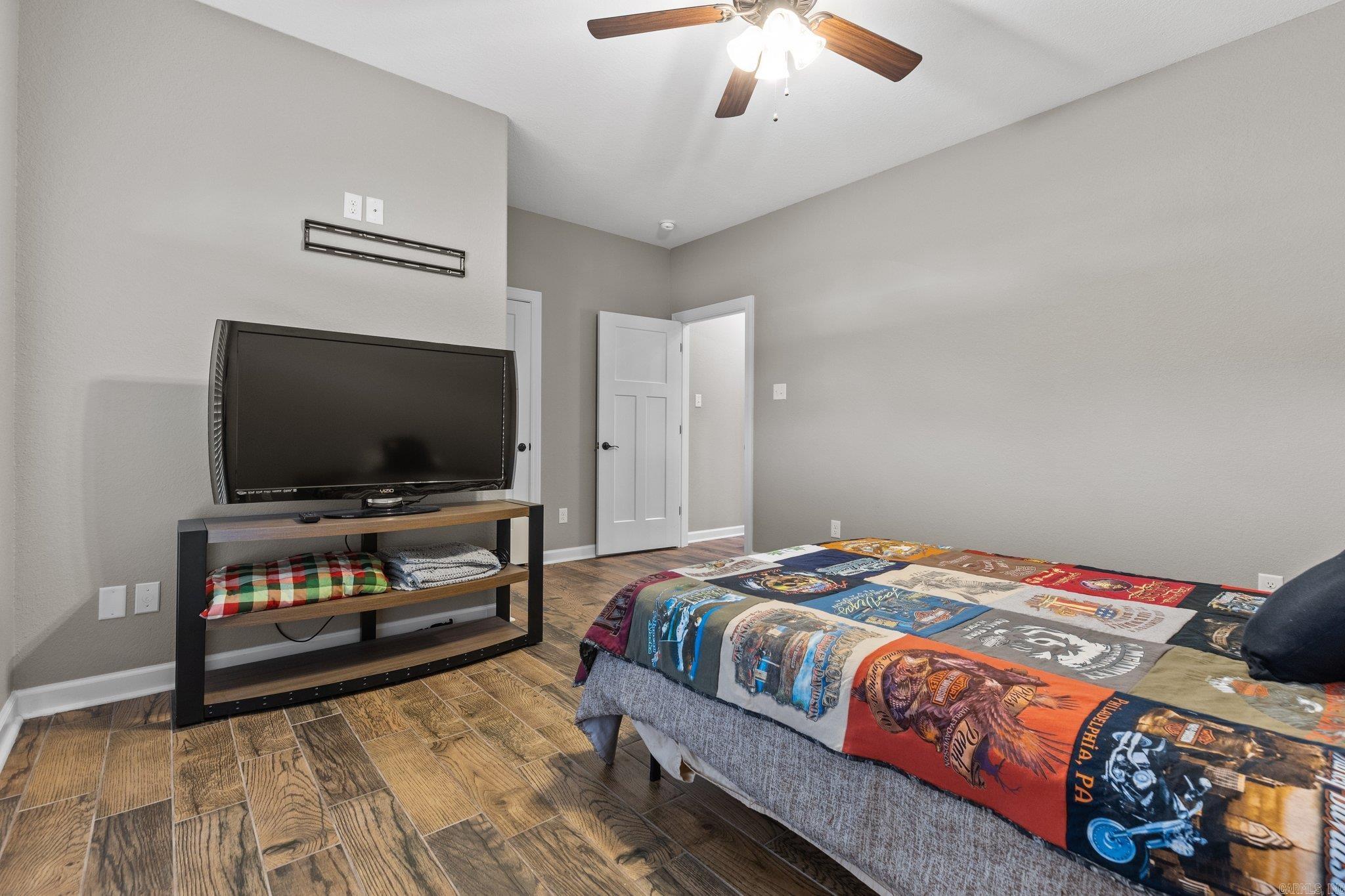 OAK TREE RIDGE SUB - Residential