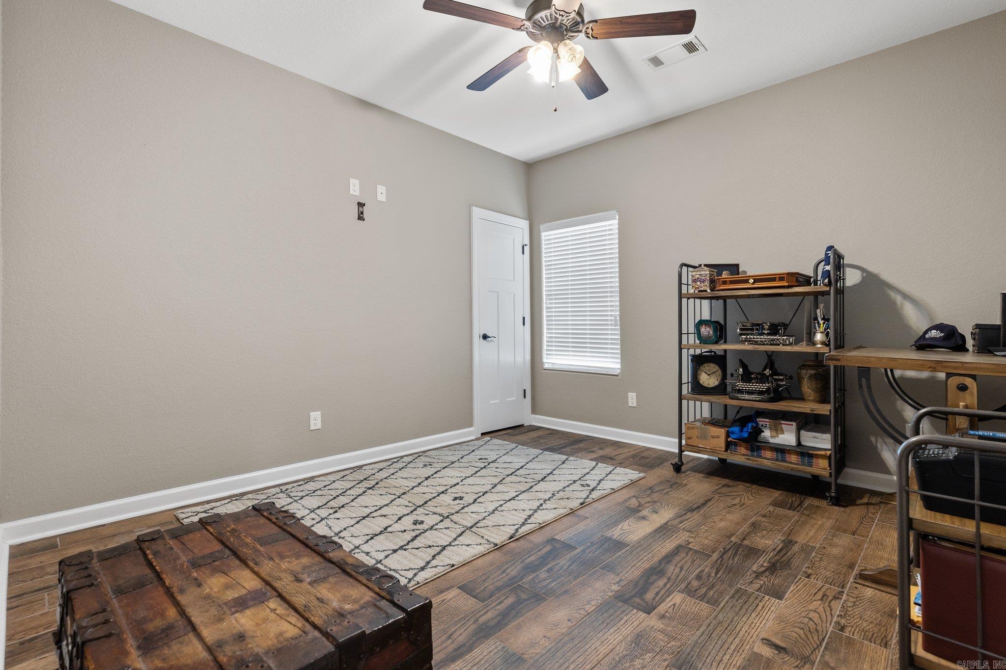 OAK TREE RIDGE SUB - Residential