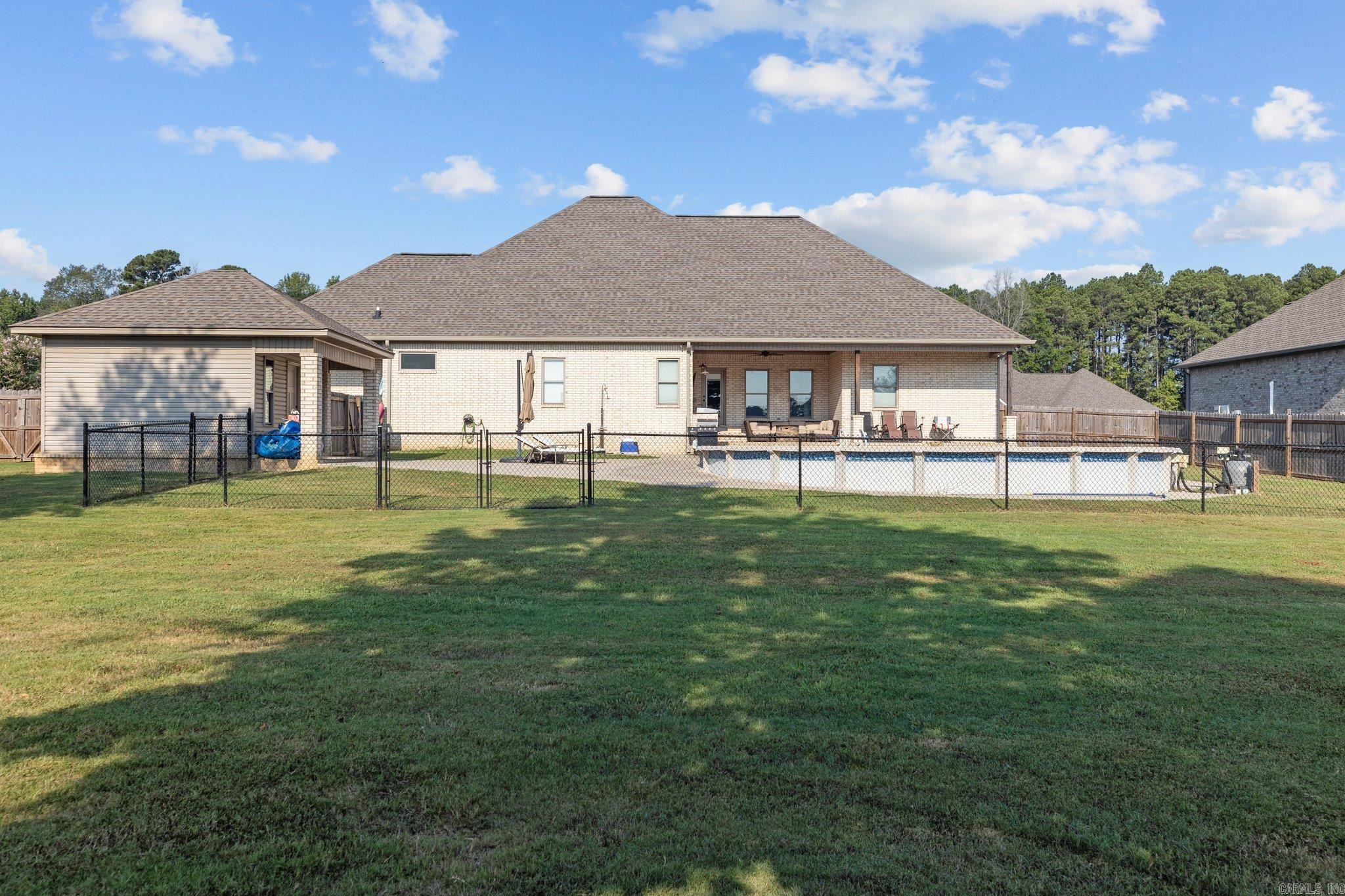 OAK TREE RIDGE SUB - Residential