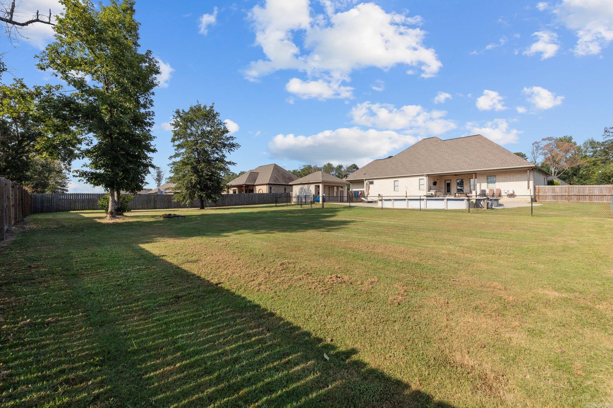 OAK TREE RIDGE SUB - Residential