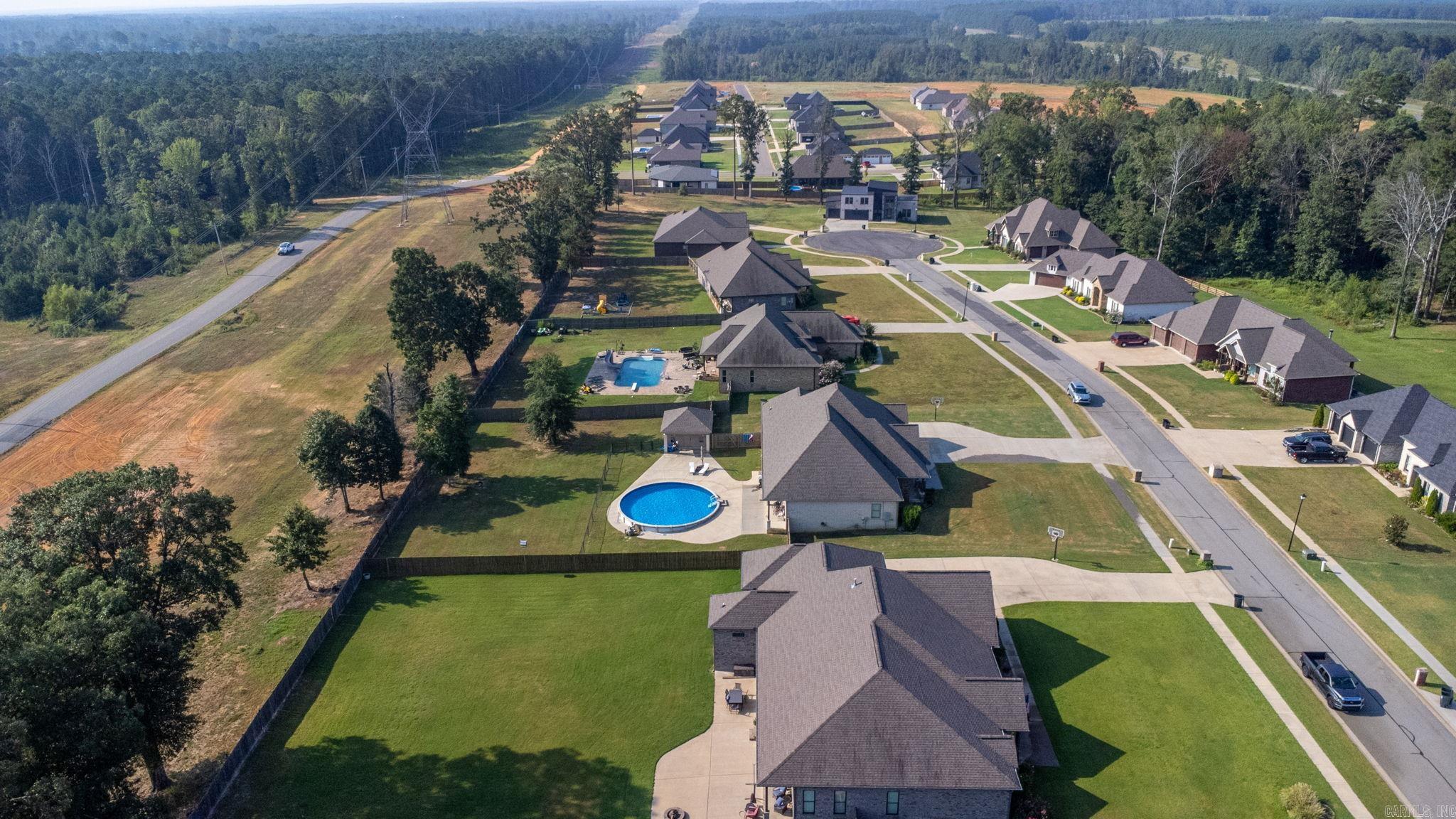 OAK TREE RIDGE SUB - Residential