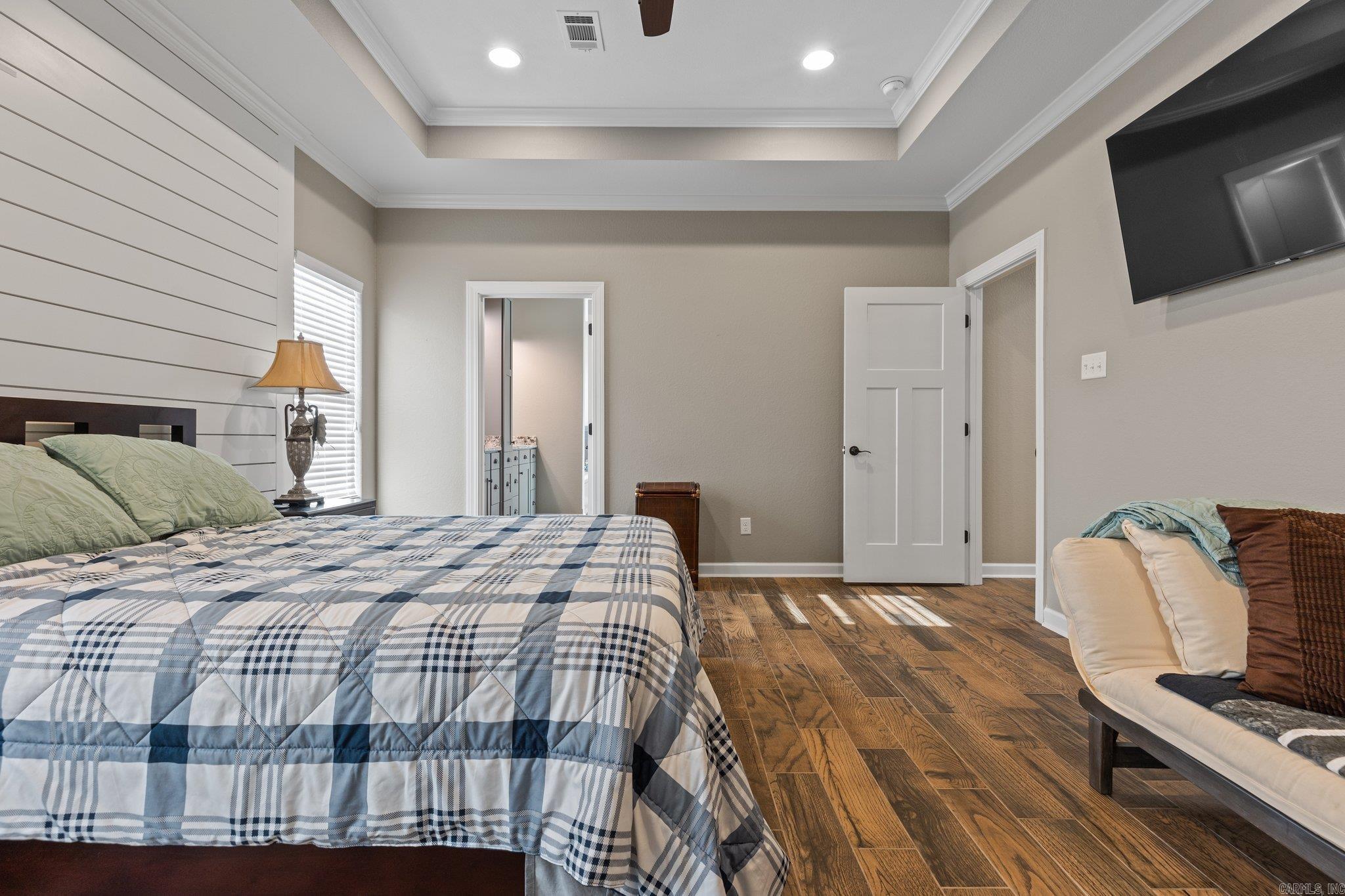 OAK TREE RIDGE SUB - Residential