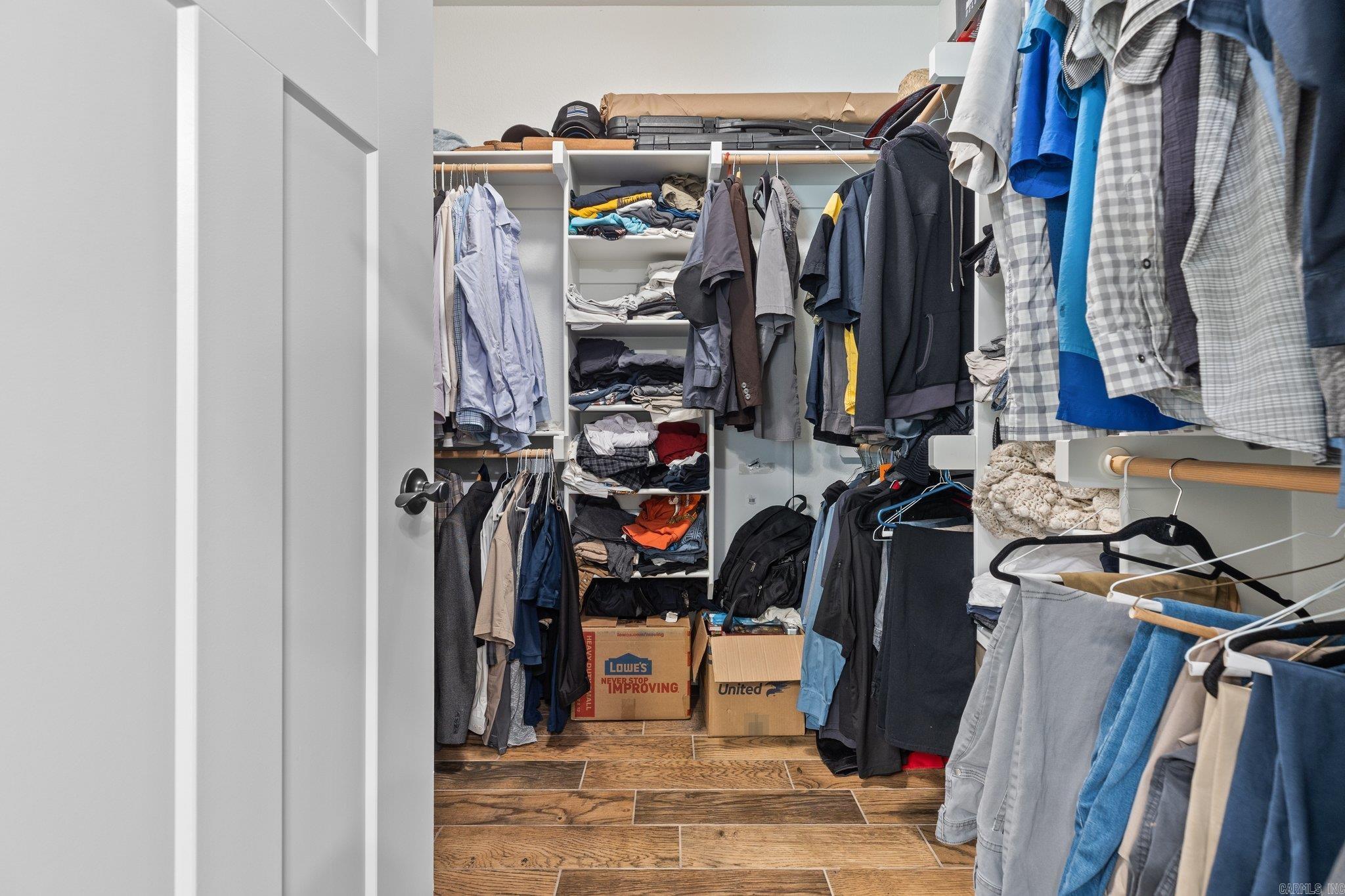 OAK TREE RIDGE SUB - Residential