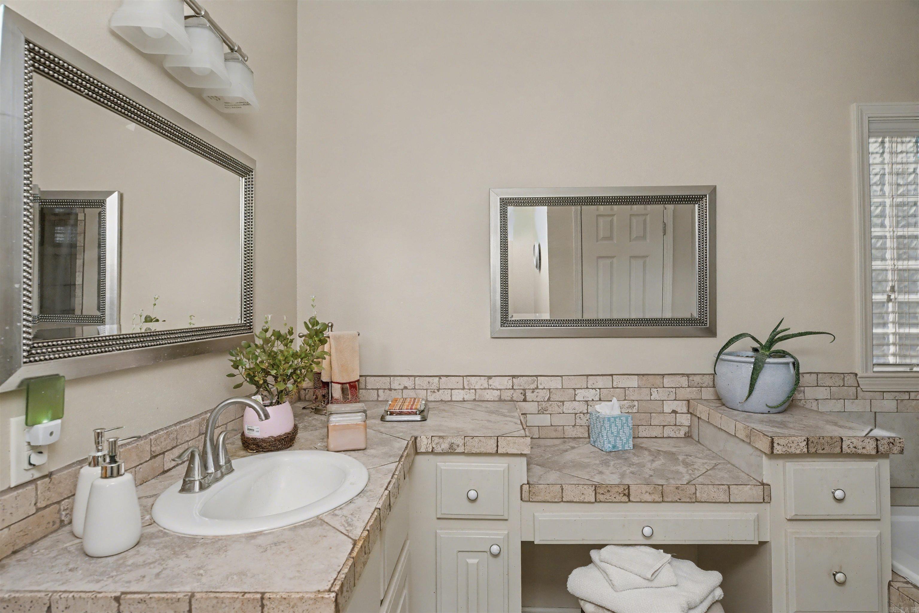 GREENWOOD PARK ADD - Residential