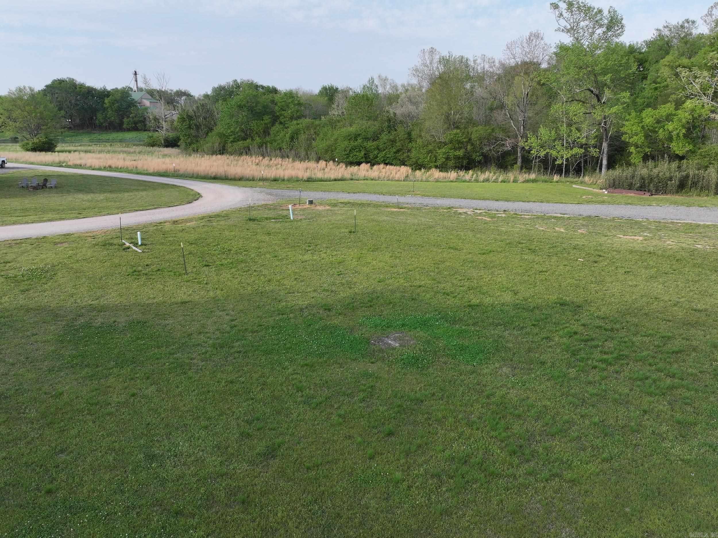 Jordans Bend at Caddos - Land