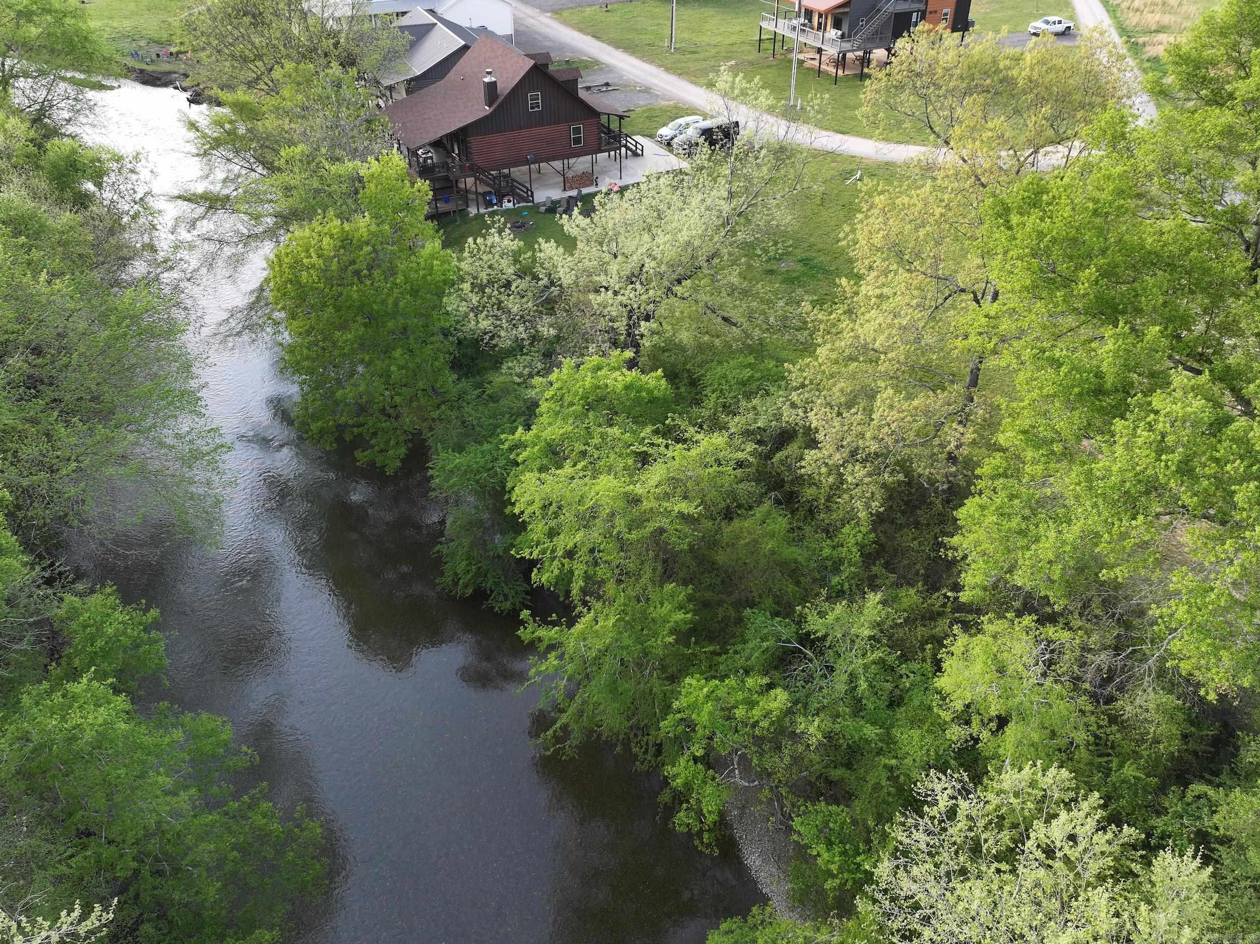 Jordans Bend at Caddos - Land