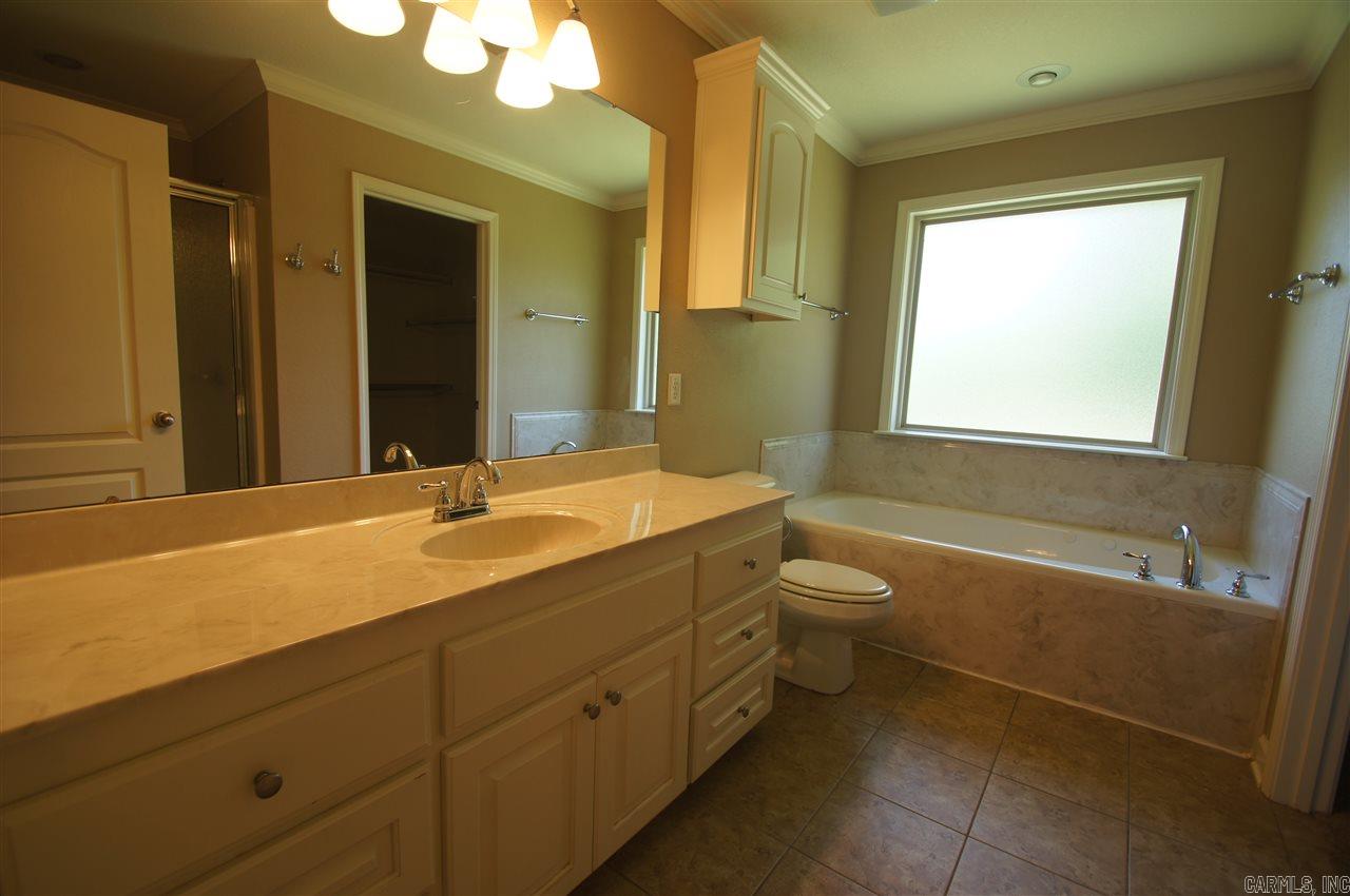 Base Meadows - Residential Lease