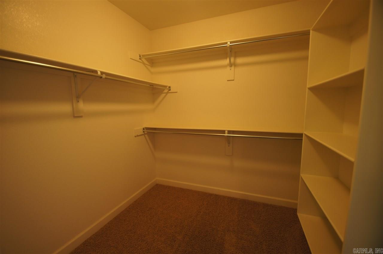 Base Meadows - Residential Lease