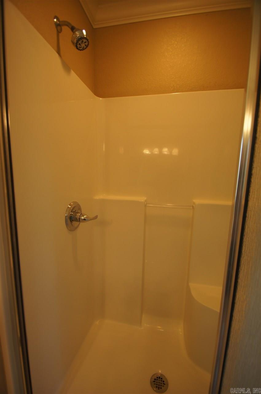 Base Meadows - Residential Lease