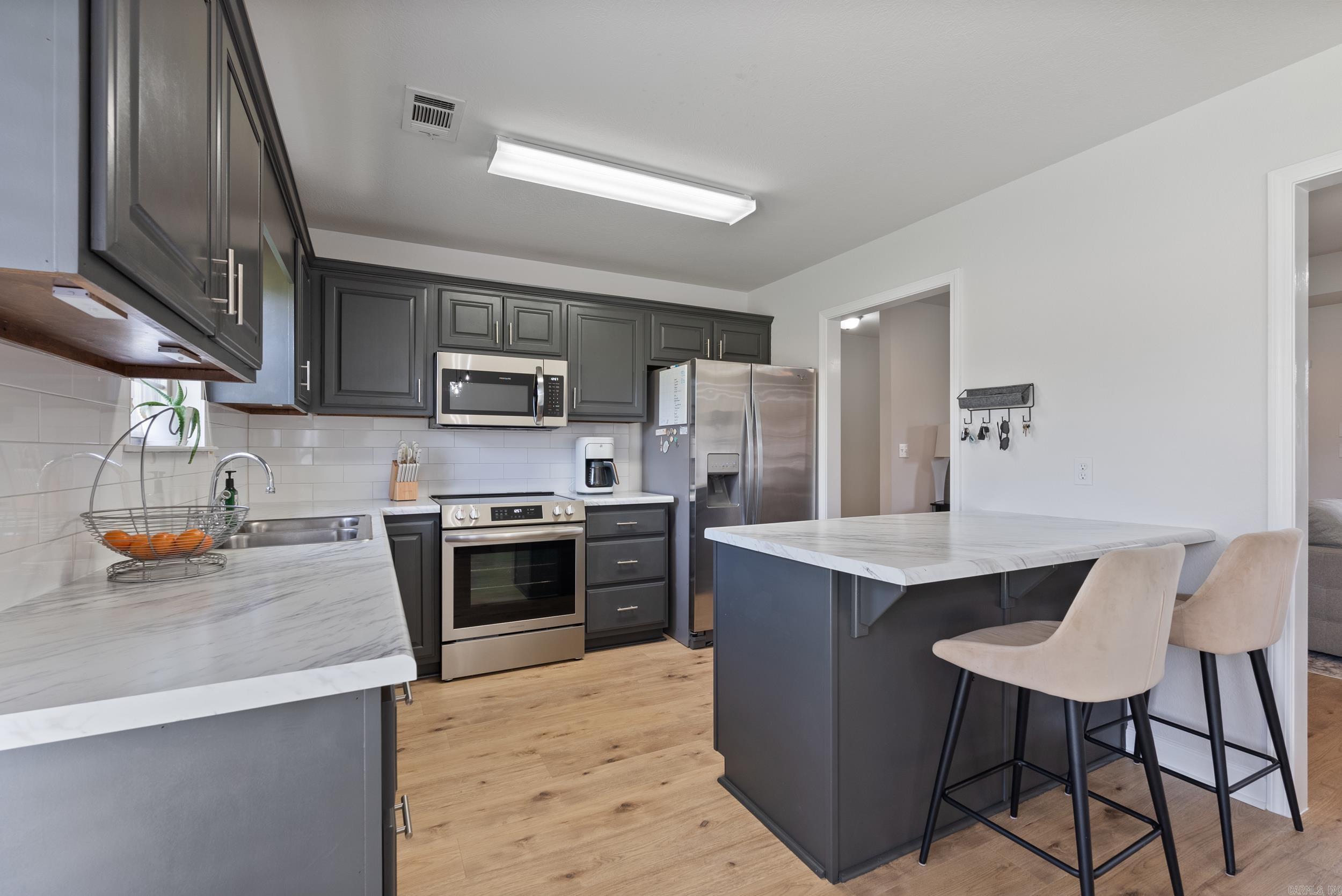 Eaglebrook Estates - Residential