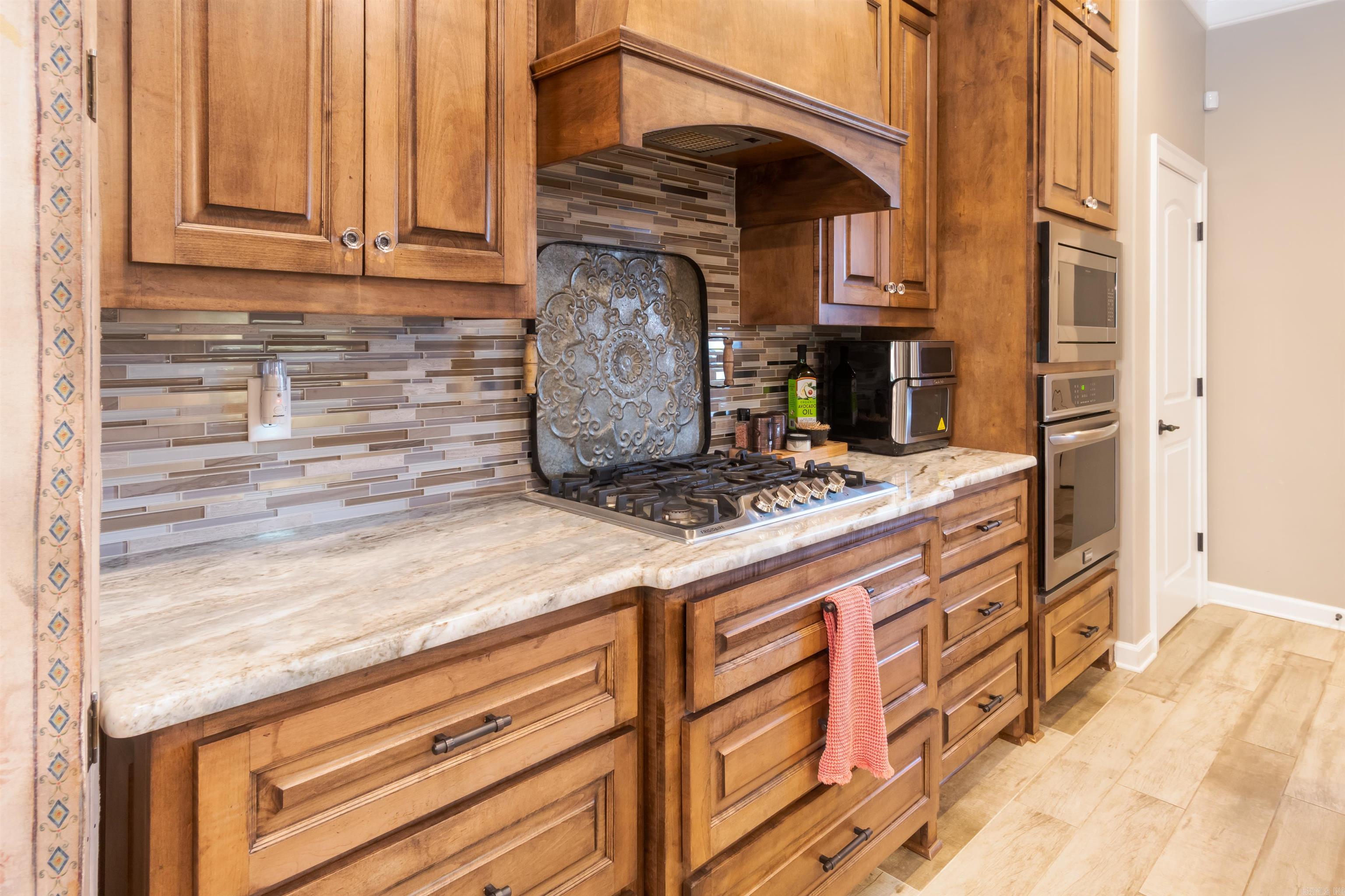 CHENAL VALLEY EPERNAY PLACE - Residential