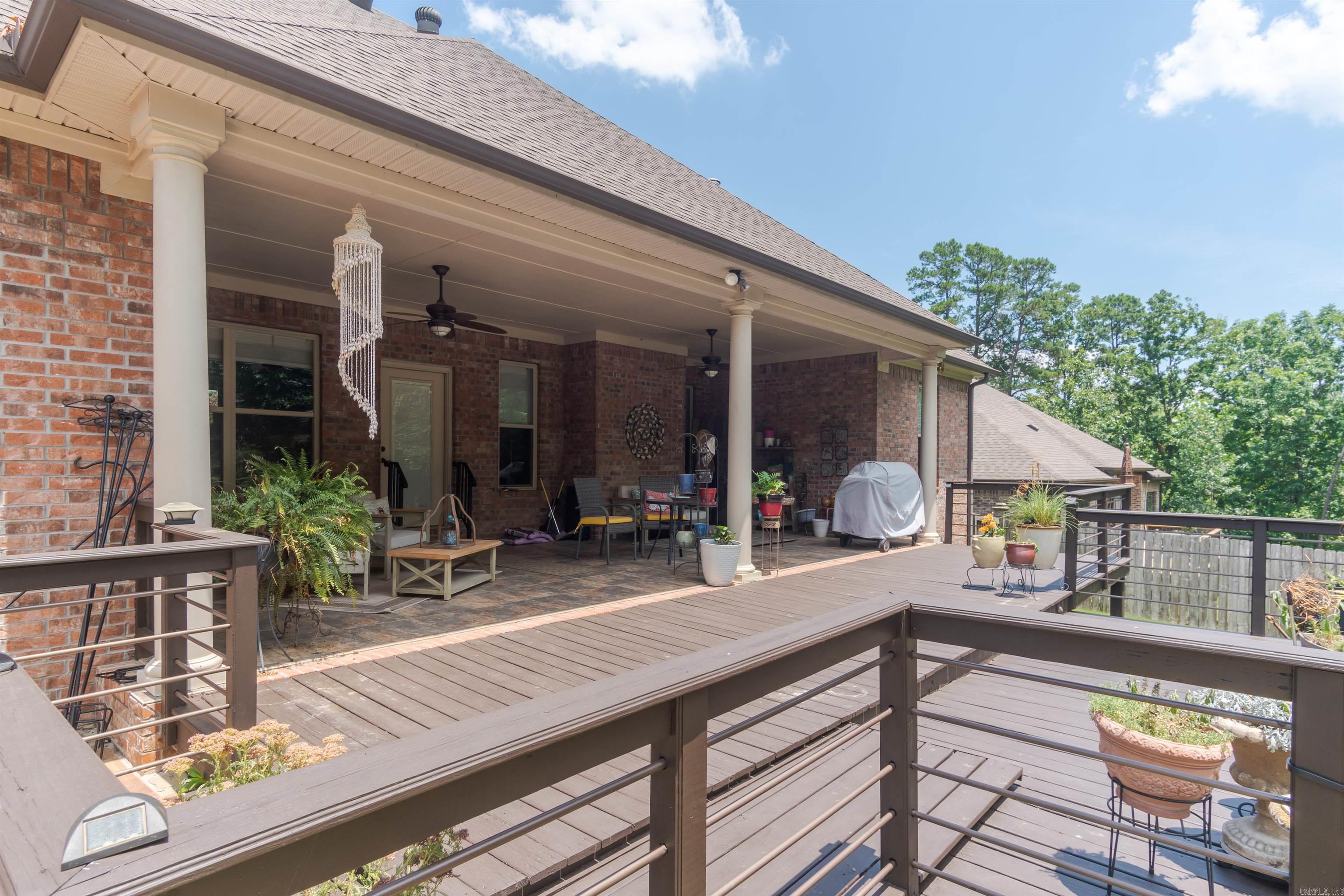 CHENAL VALLEY EPERNAY PLACE - Residential