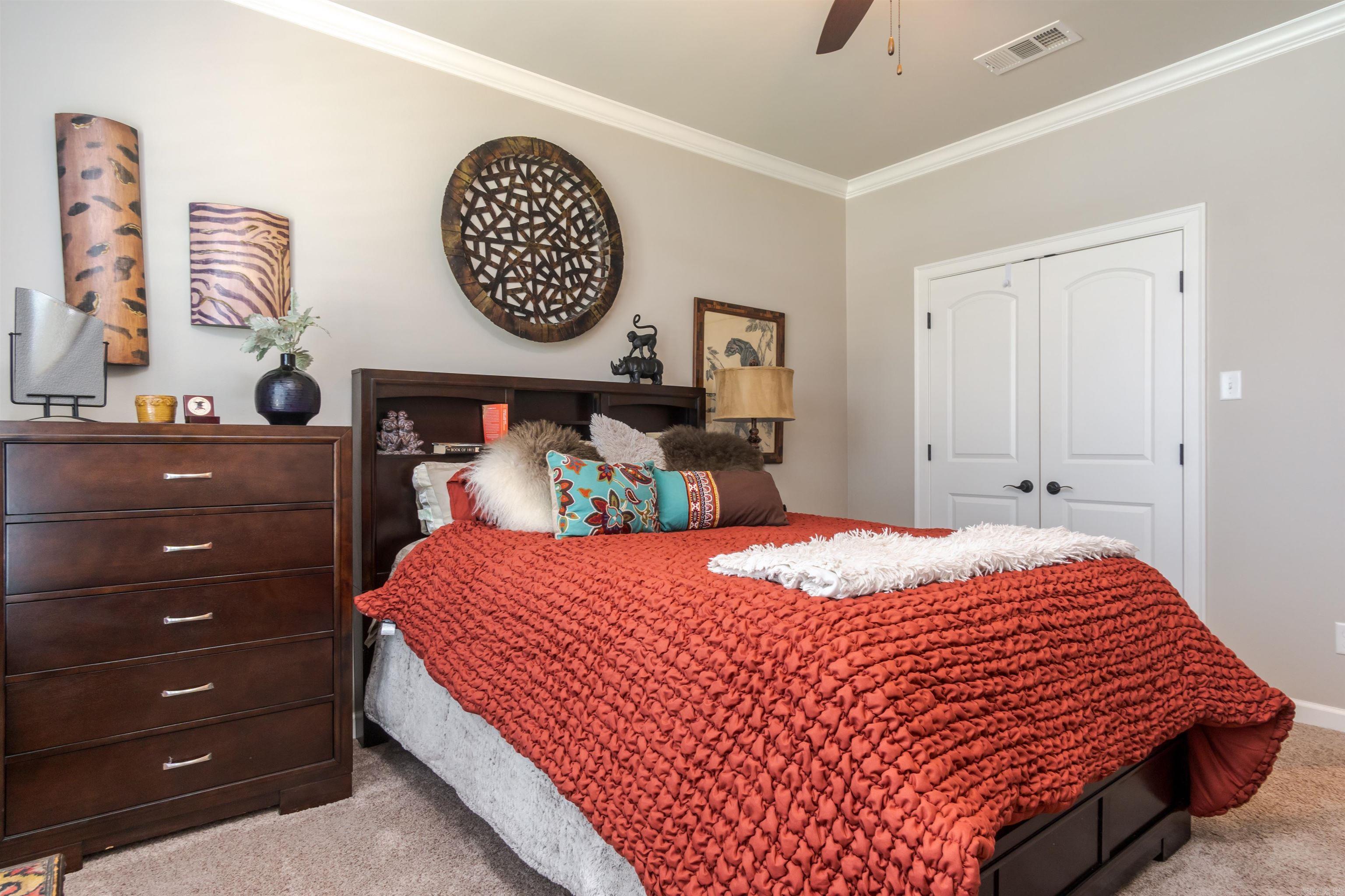 CHENAL VALLEY EPERNAY PLACE - Residential