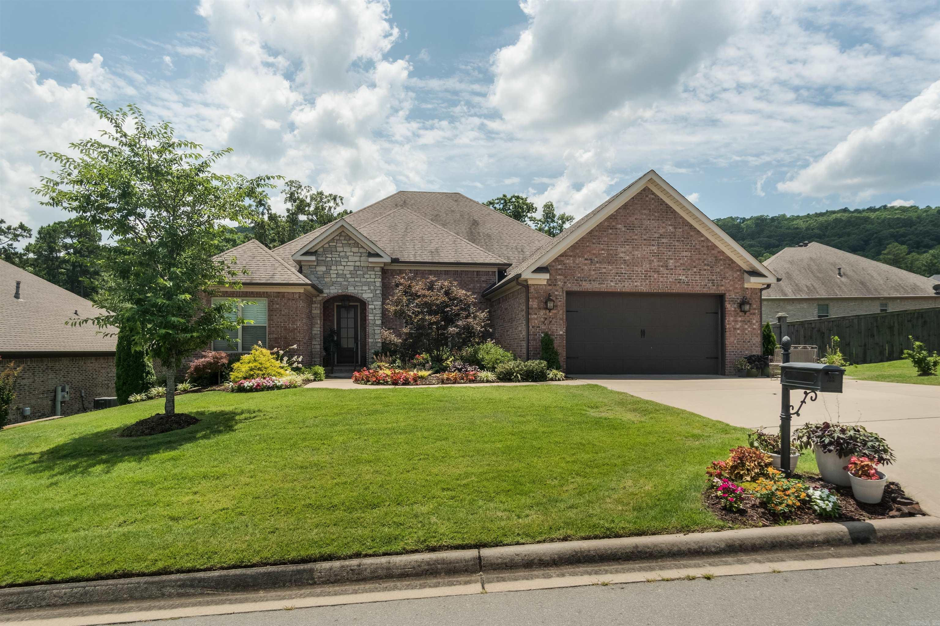 CHENAL VALLEY EPERNAY PLACE - Residential