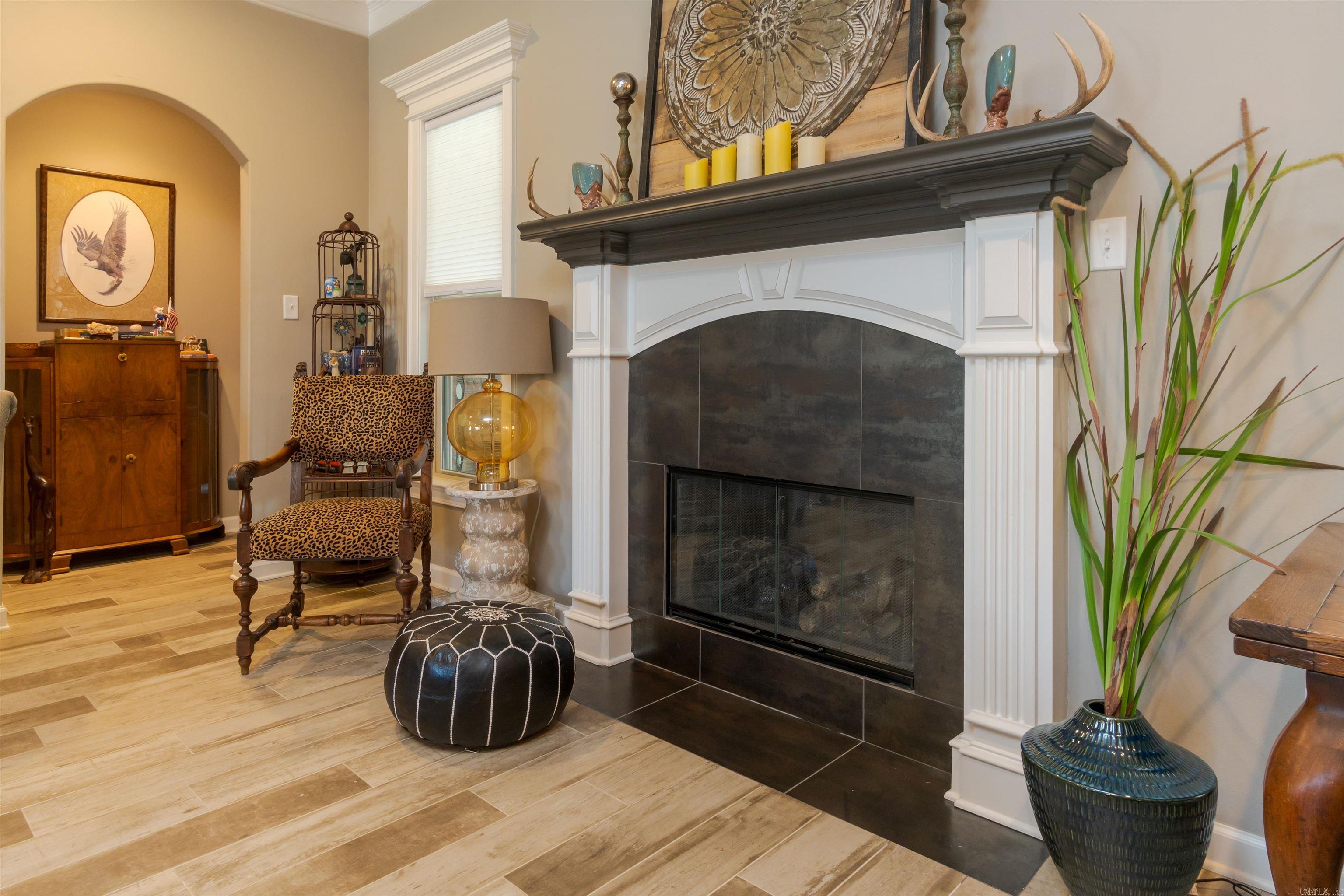 CHENAL VALLEY EPERNAY PLACE - Residential