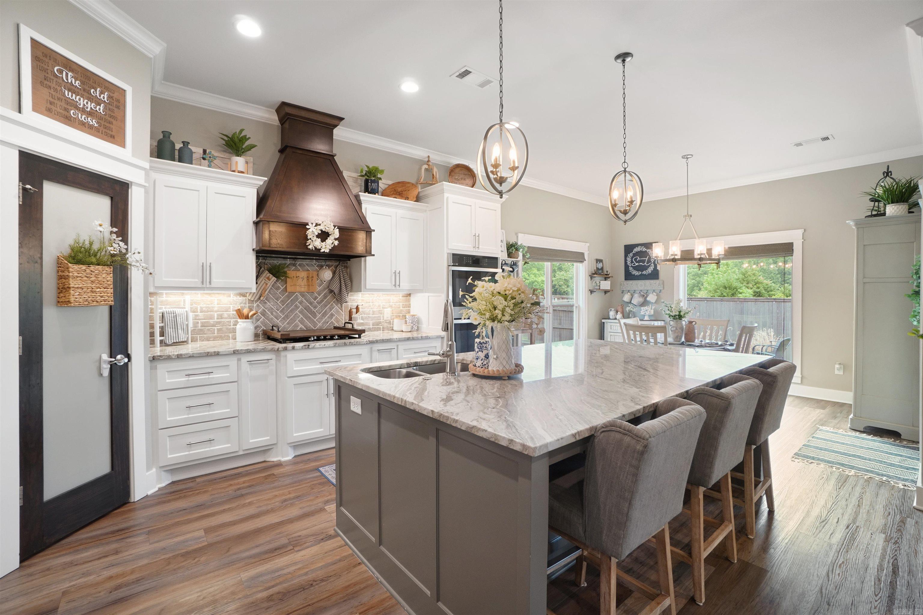 Salem Oaks - Residential