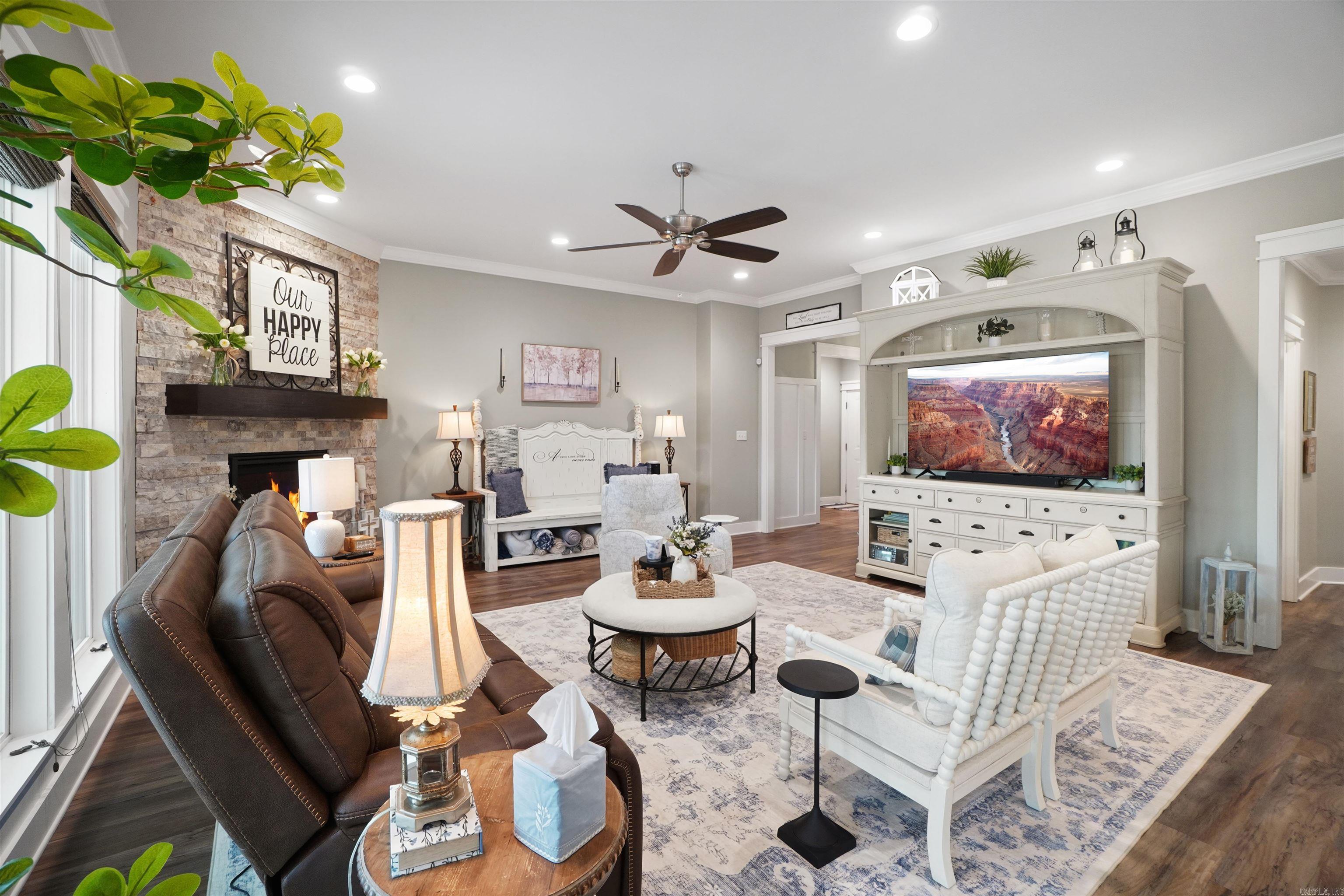 Salem Oaks - Residential