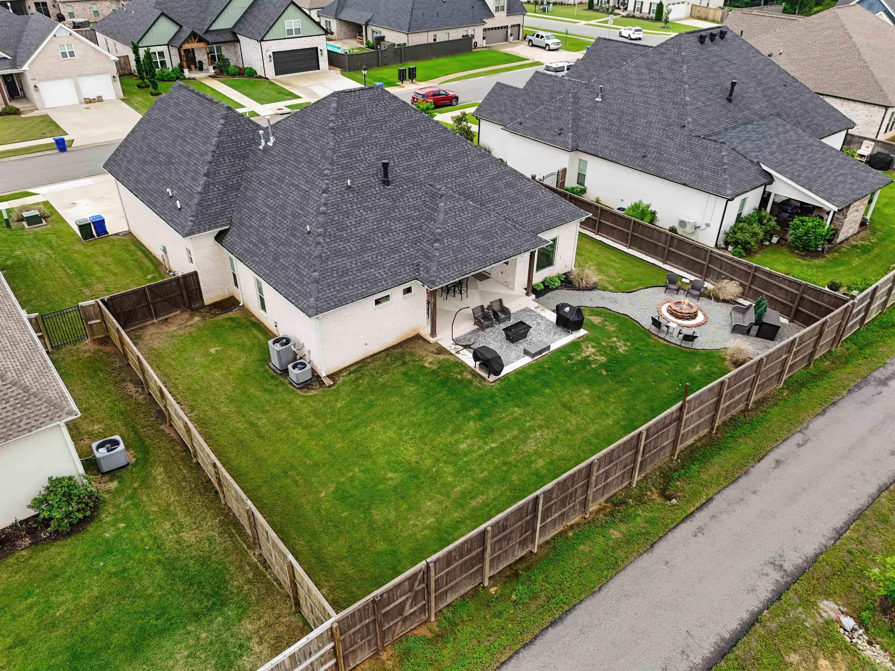 Salem Oaks - Residential