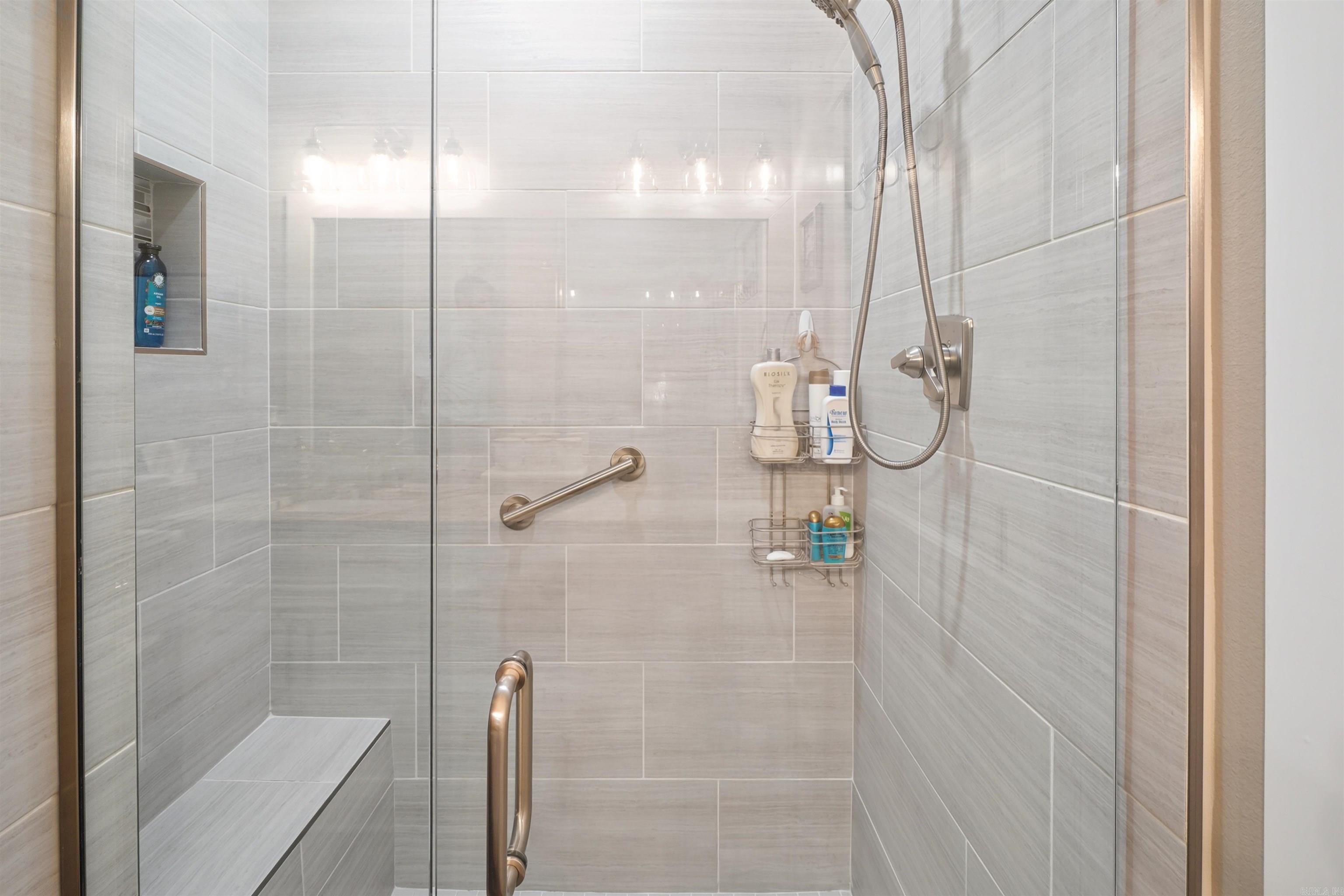 Salem Oaks - Residential