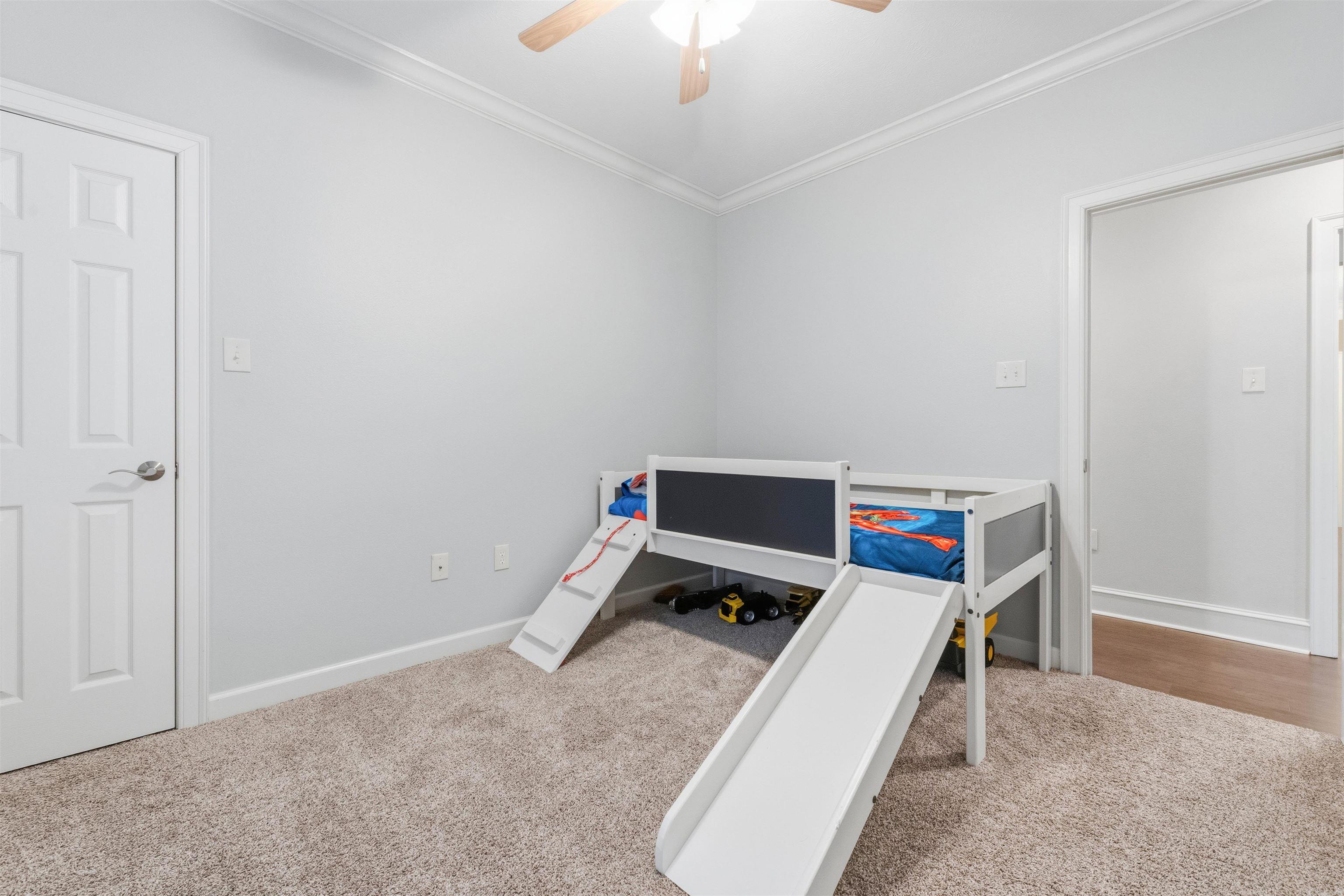 SOUTH WIND - Residential