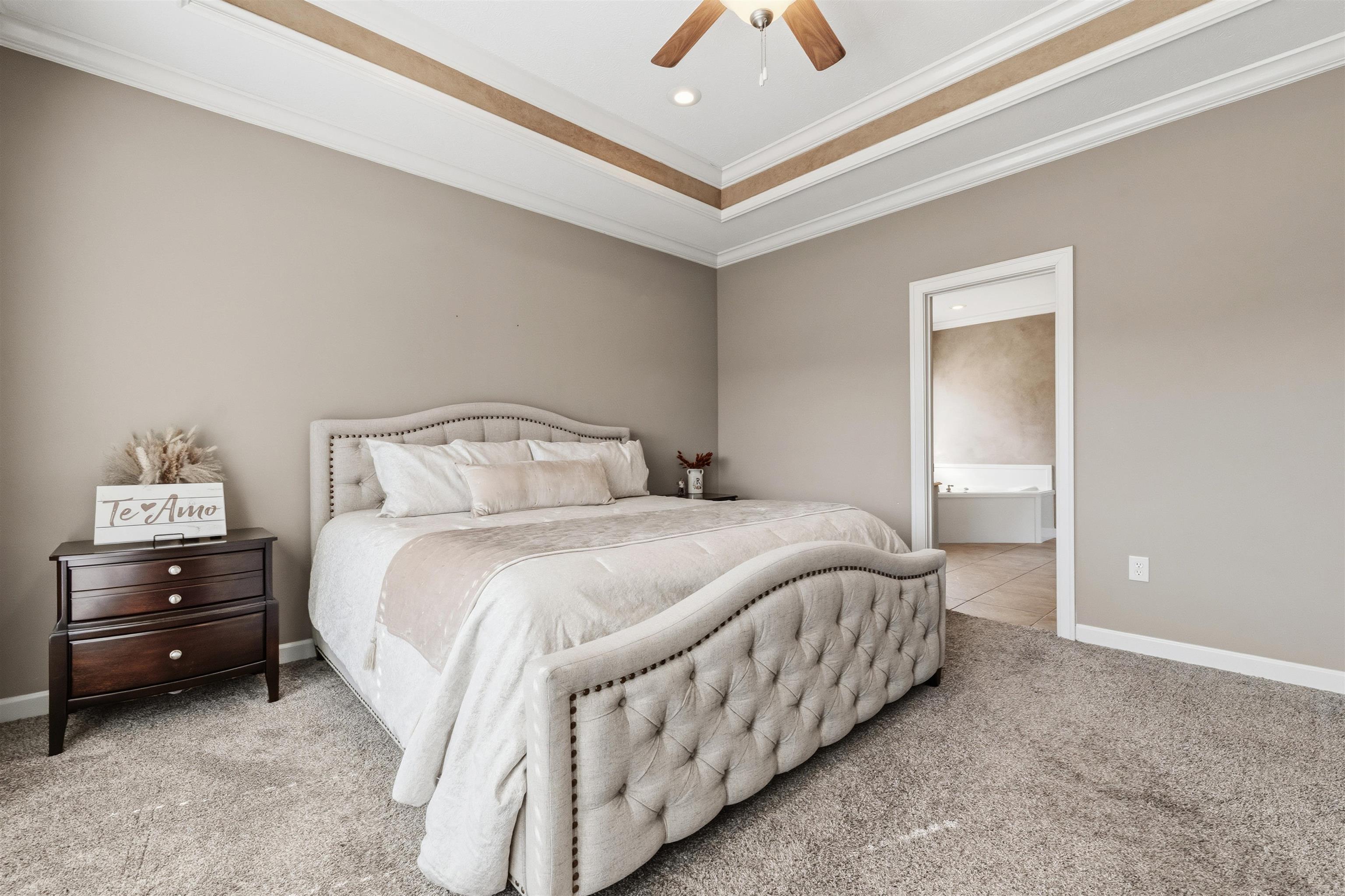 SOUTH WIND - Residential