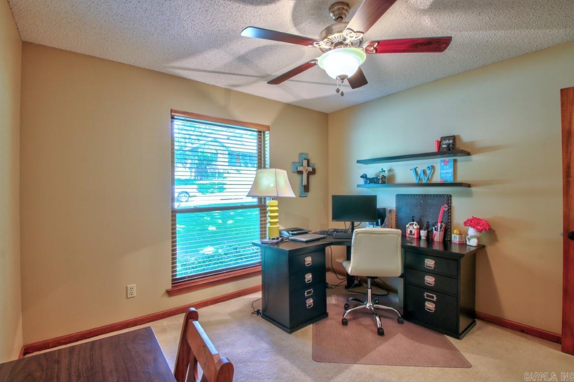 WINDSOR VALLEY ADDN - Residential