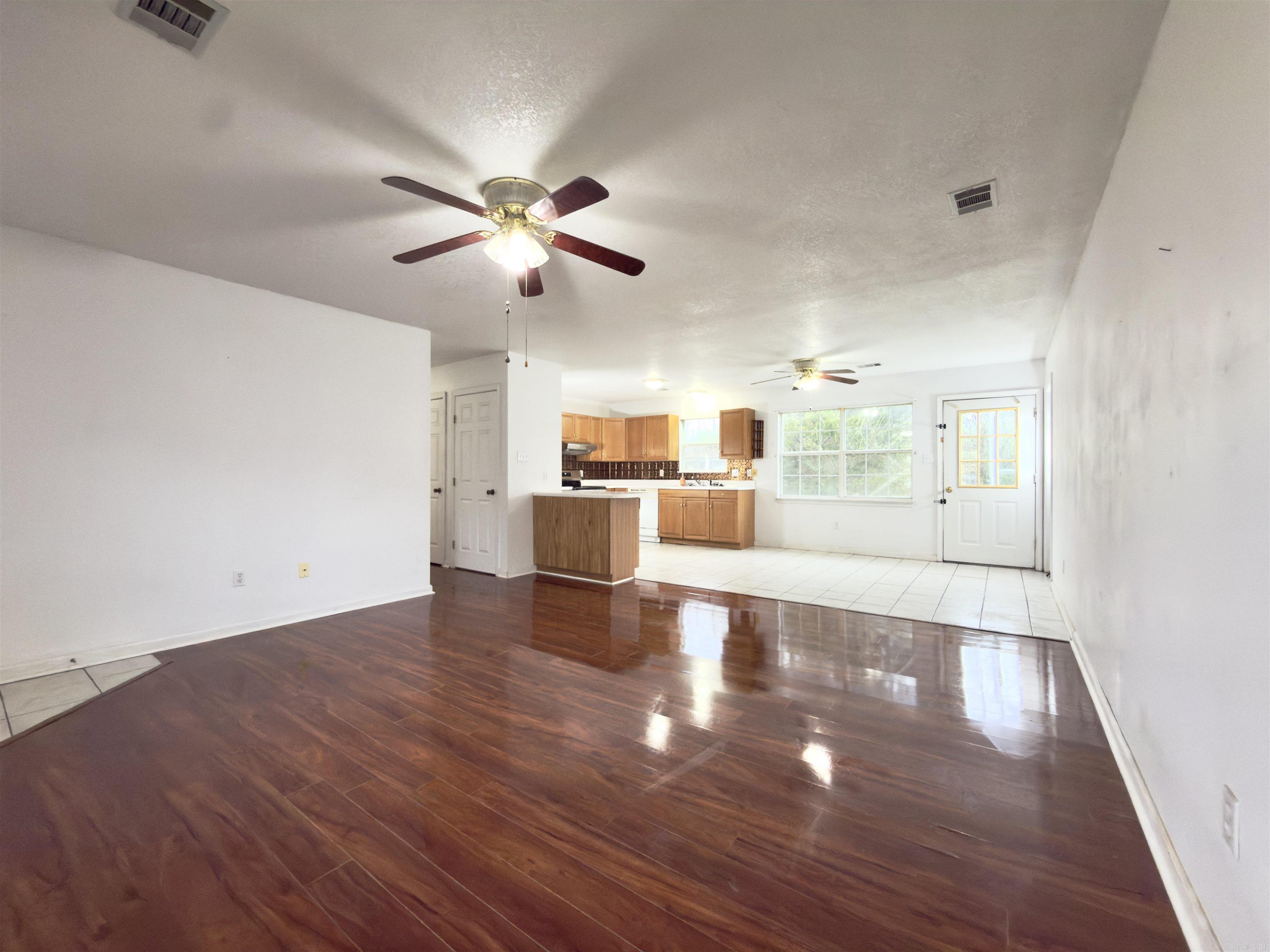 GLASSCOCKS - Residential