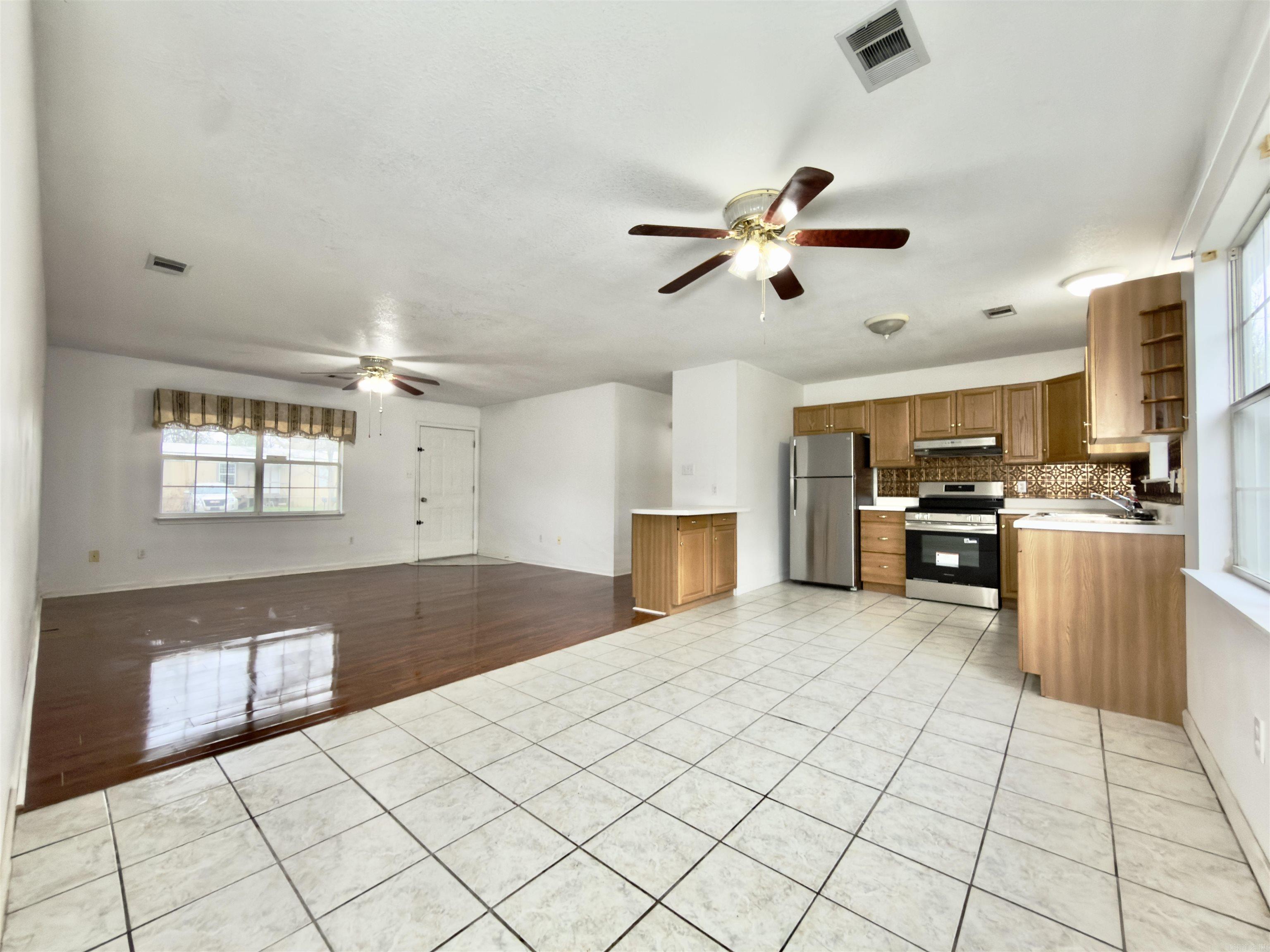 GLASSCOCKS - Residential