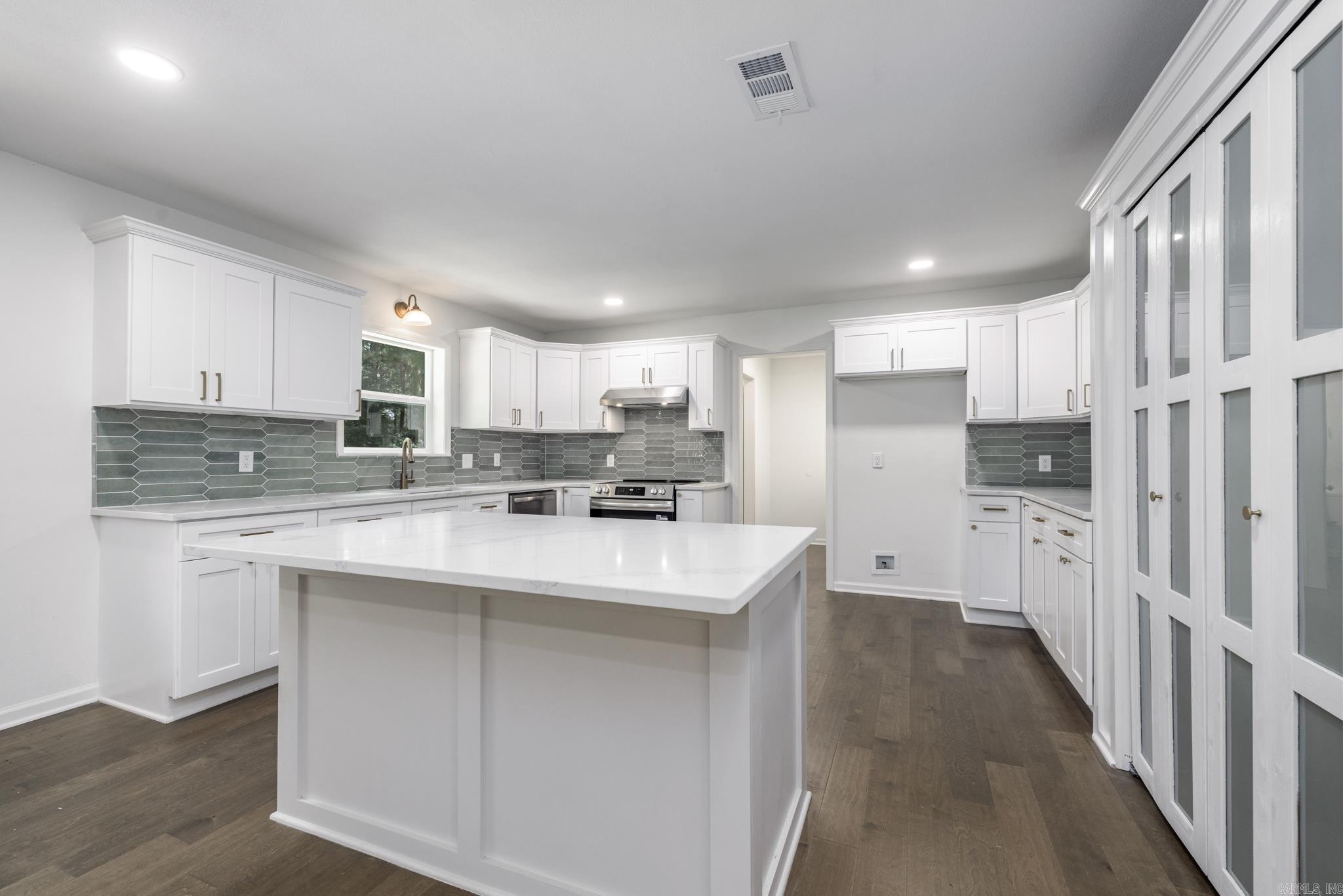 WESTERN HILLS ADDN - Residential