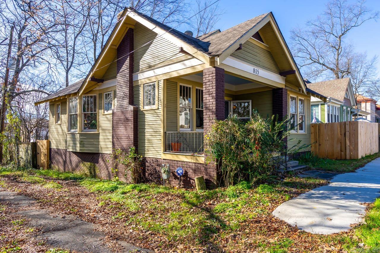 Weldon E Wrights - Residential