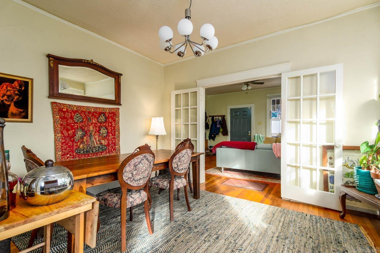 Weldon E Wrights - Residential