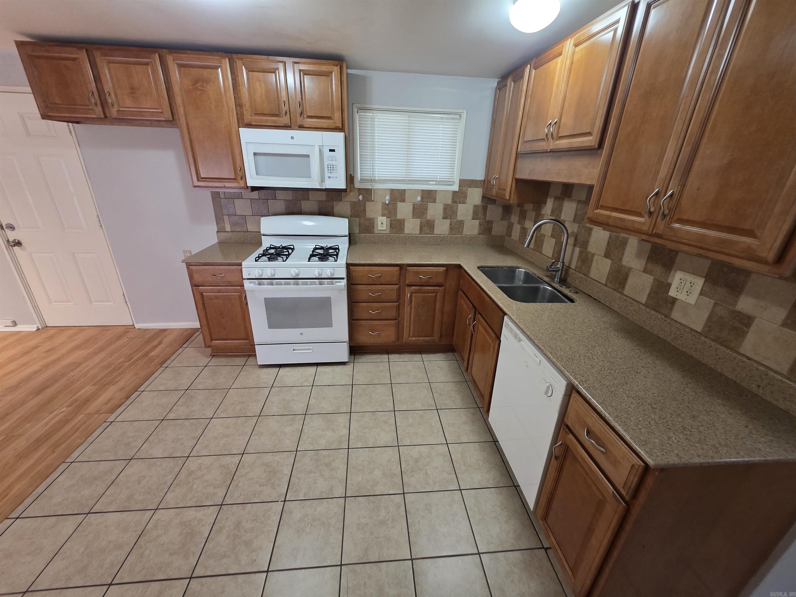 Meadowcliff - Residential Lease