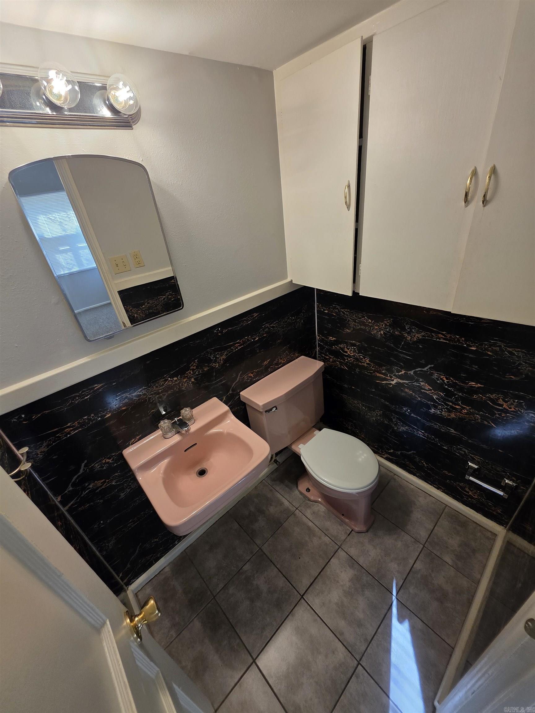 Meadowcliff - Residential Lease