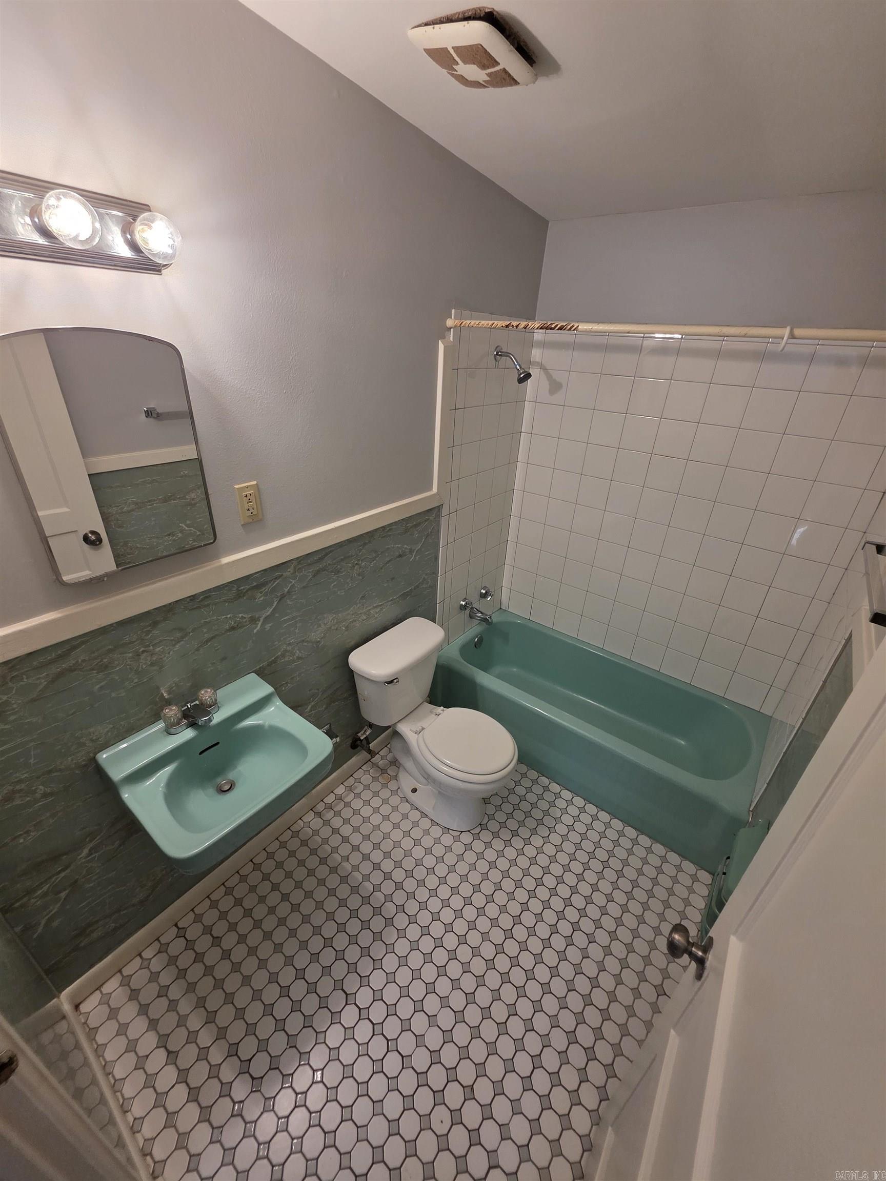 Meadowcliff - Residential Lease