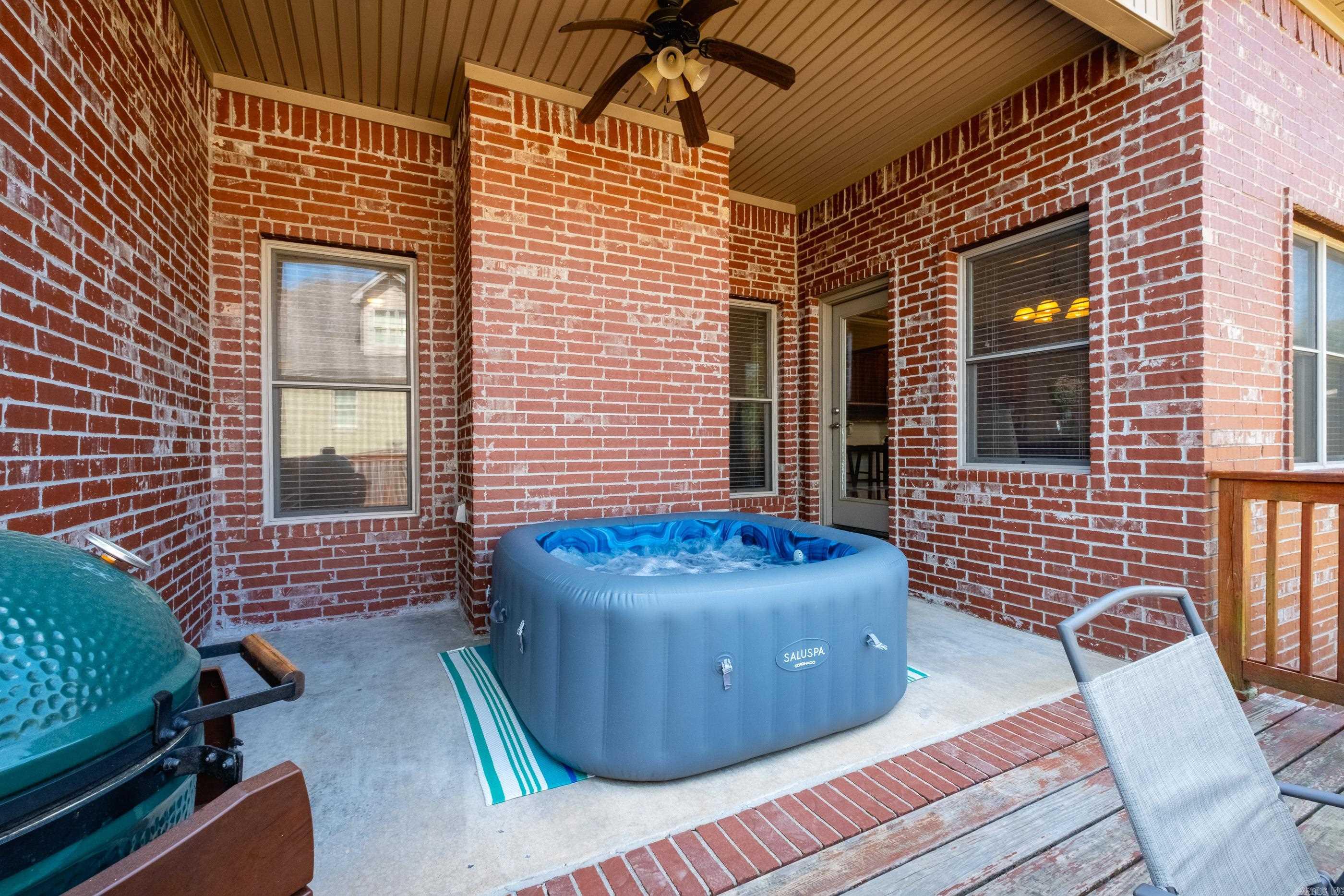 CHENAL VALLEY SEZANNE COURT - Residential