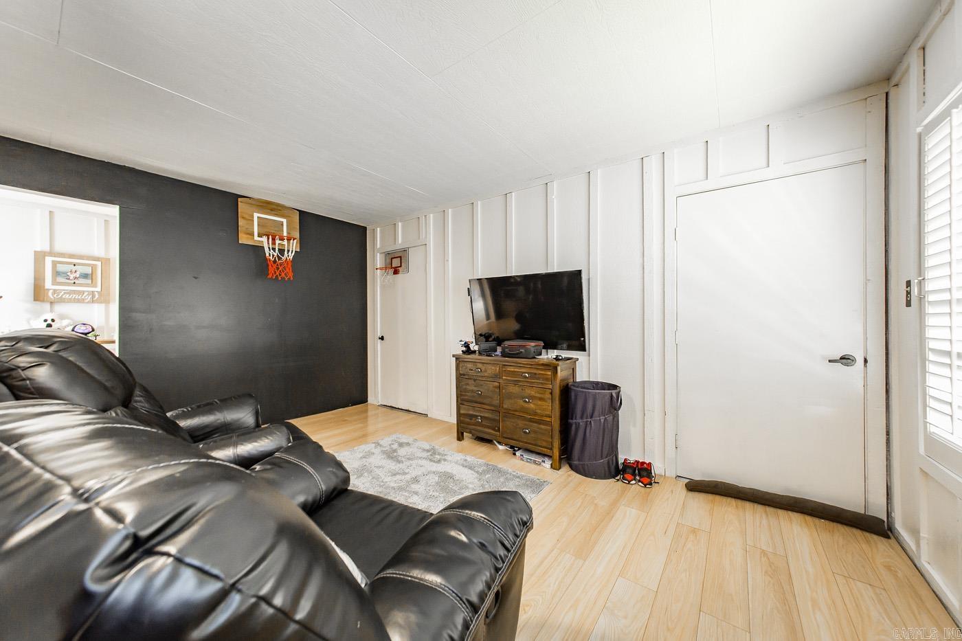 MORRIS - Residential