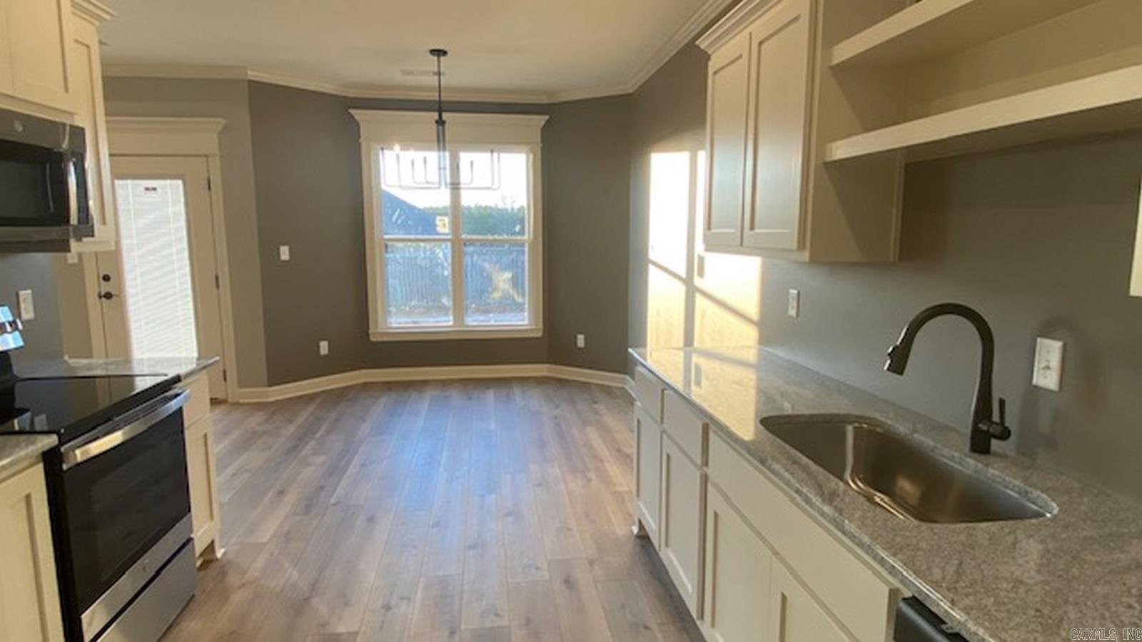 DEER CREEK SPRINGS - Residential