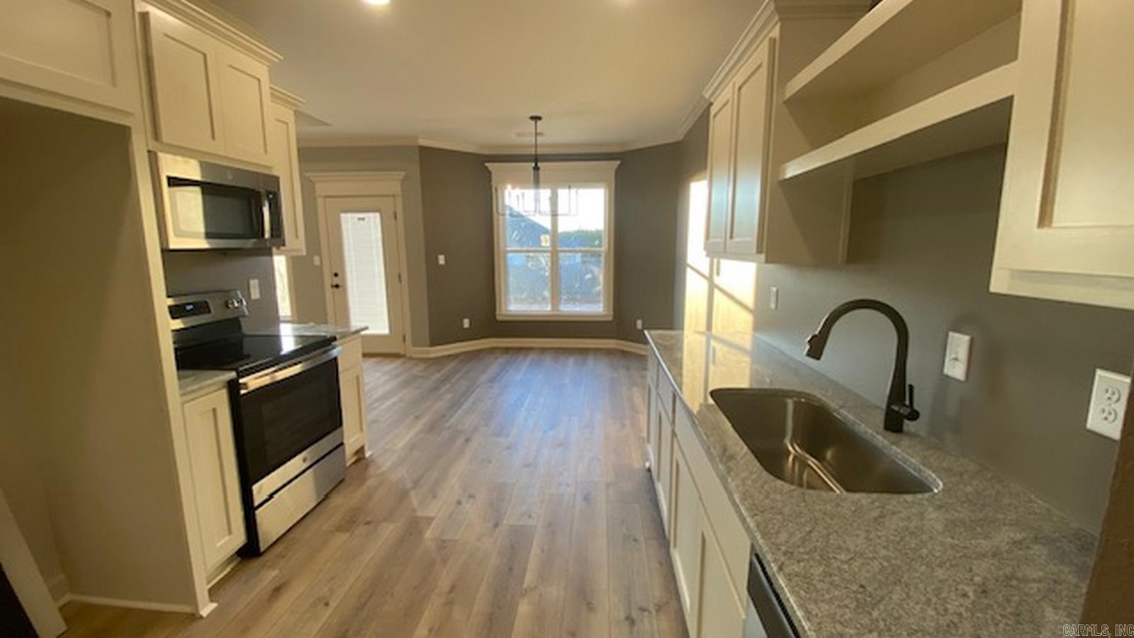 DEER CREEK SPRINGS - Residential