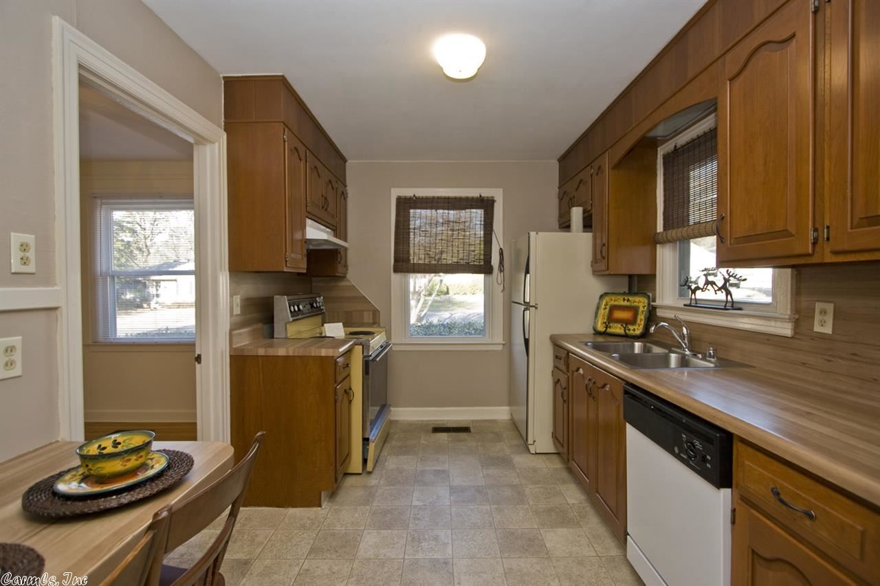 KINGWOOD PLACE - Residential