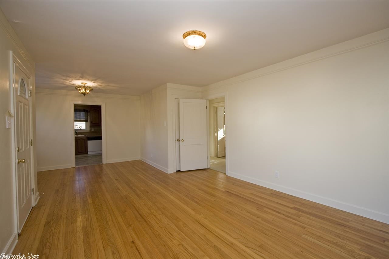 KINGWOOD PLACE - Residential