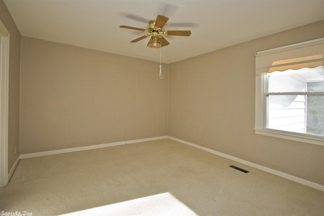 KINGWOOD PLACE - Residential