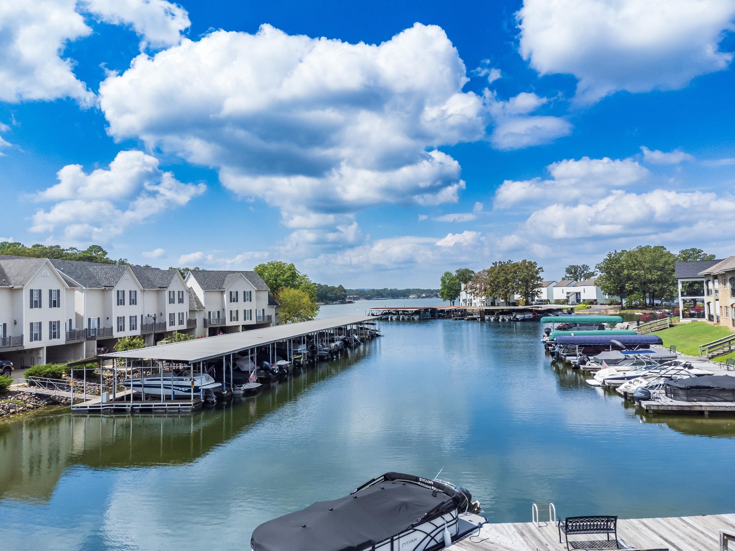 BAYSHORE COVE HPR PHASE IA - Residential