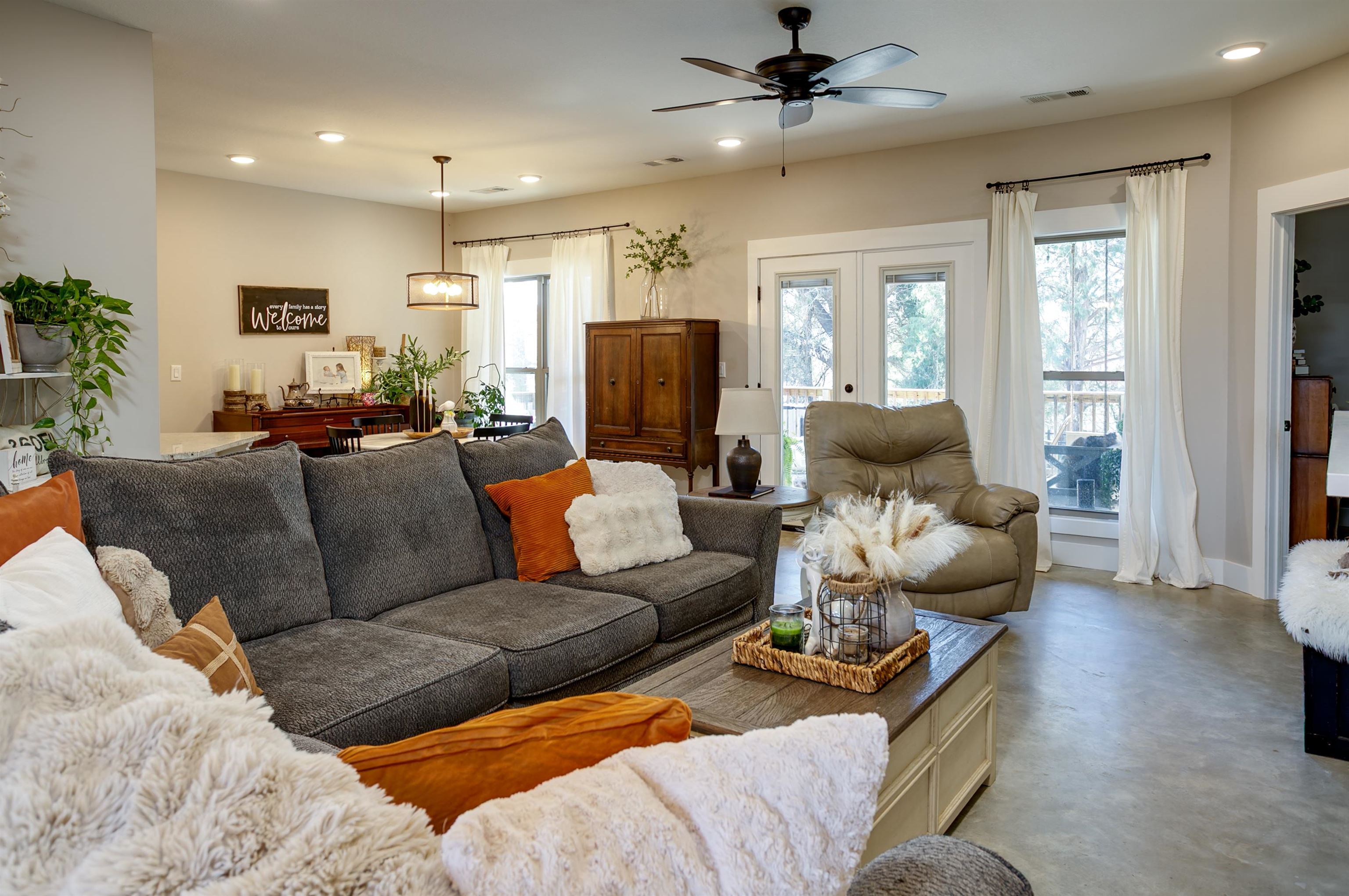 Pecan Acres - Residential