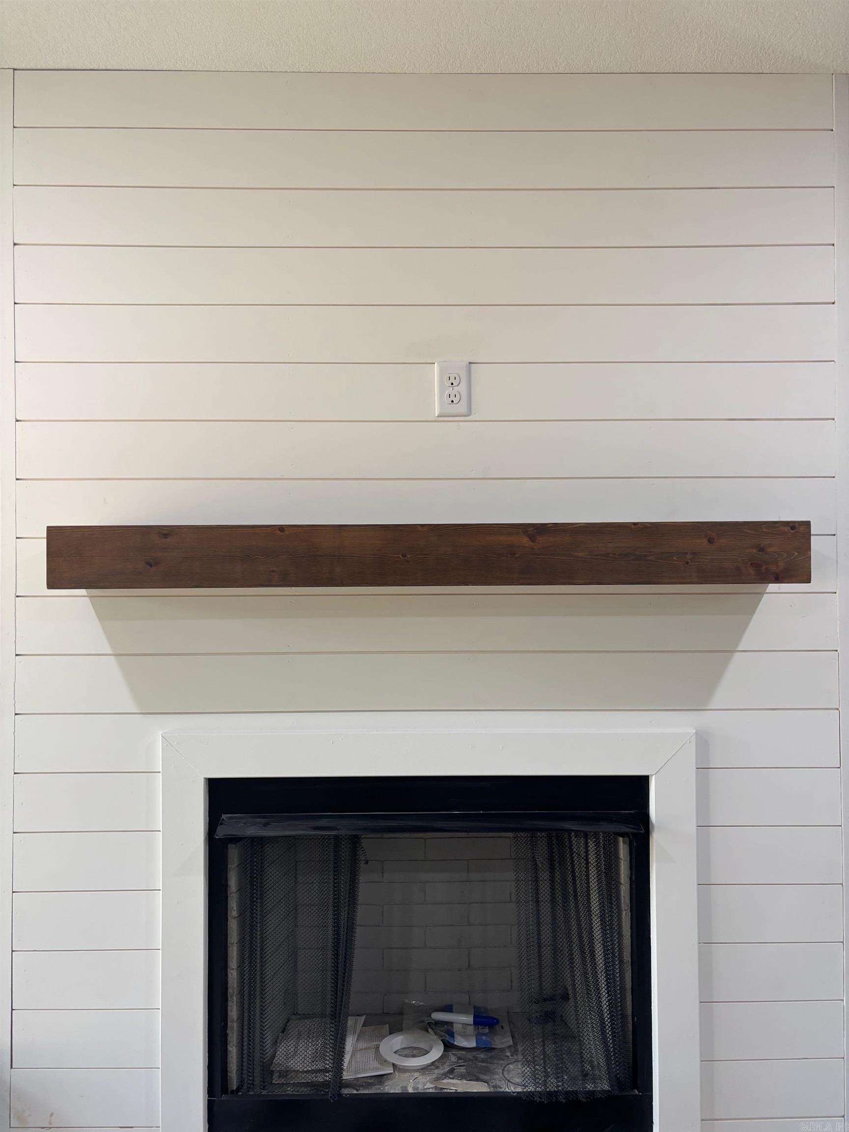 OAK RIDGE ESTATES - Residential