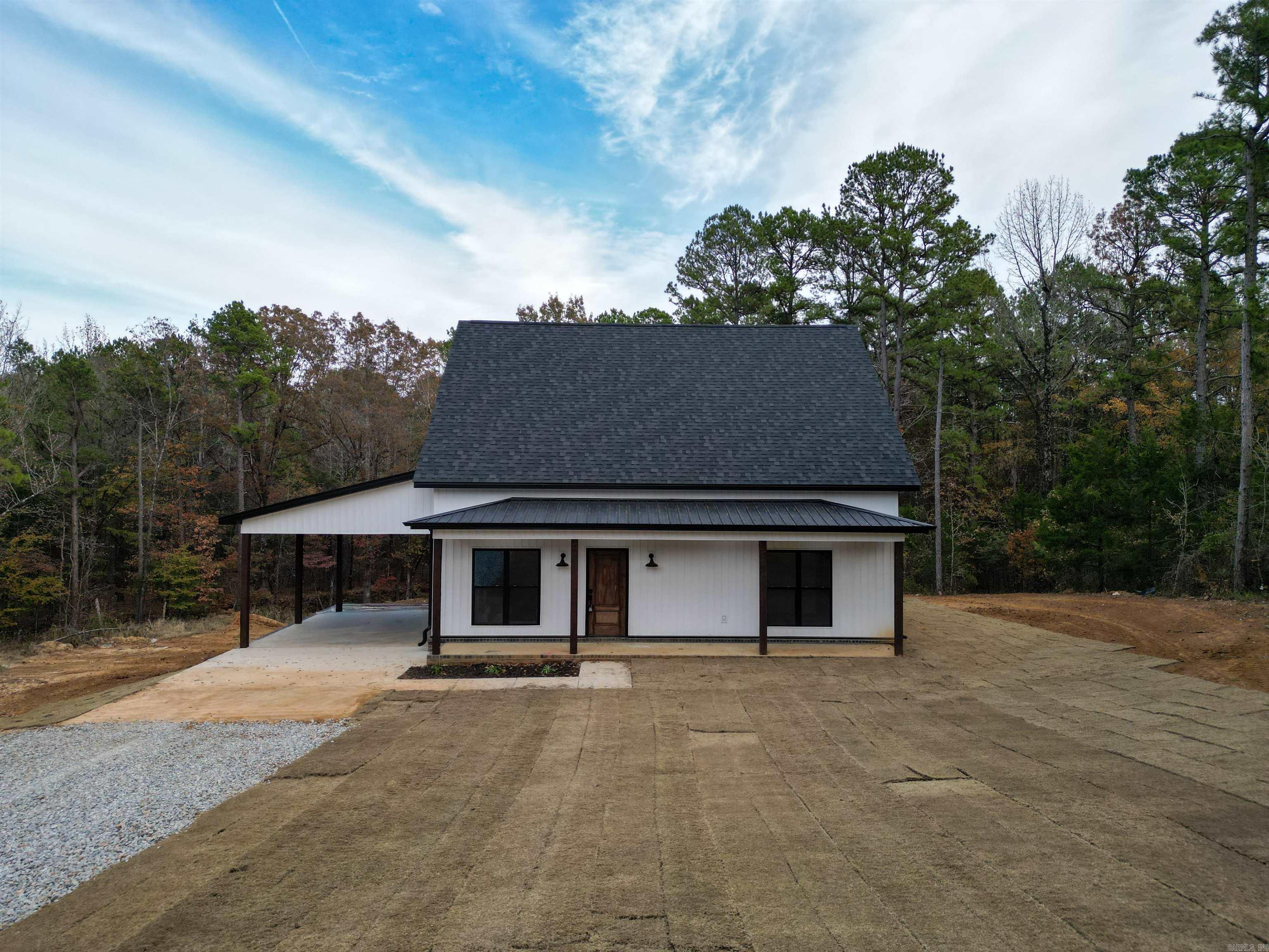 OAK RIDGE ESTATES - Residential