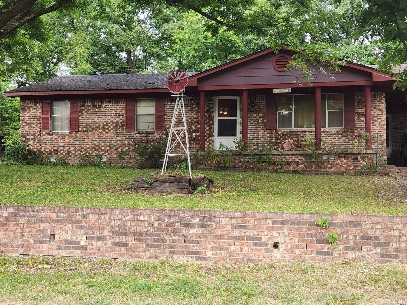 Plenty of space inside and out. This 3 bed/1.5 bath needs just a little TLC and its ready for a new owner. This is a solid home, with a spacious kitchen, birchwood cabinetry, designated laundry room, good size living room, and a bedroom with its own half bath. AC unit currently does not work, house has window unit at the moment for cooling, space heater for heating. This includes the lot next door (3220 James St) making it about half acre aprox. Selling as-is.