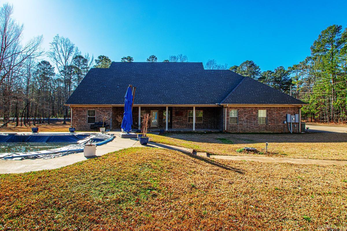 MAPLE CREEK FARMS - Residential