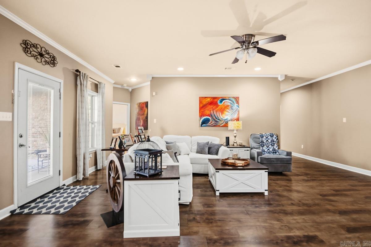 MAPLE CREEK FARMS - Residential